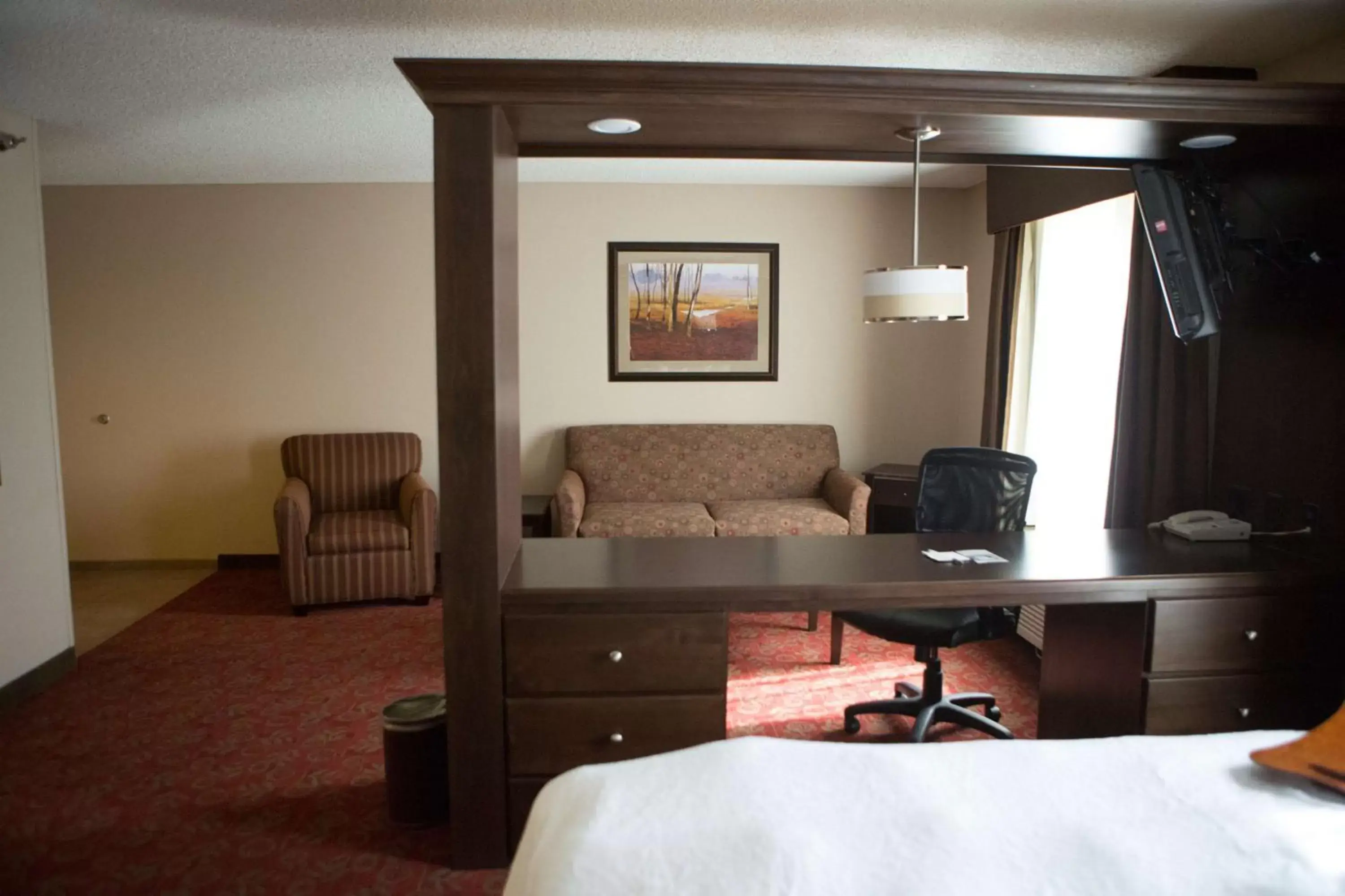 Bed, Seating Area in Hampton Inn & Suites Scottsbluff