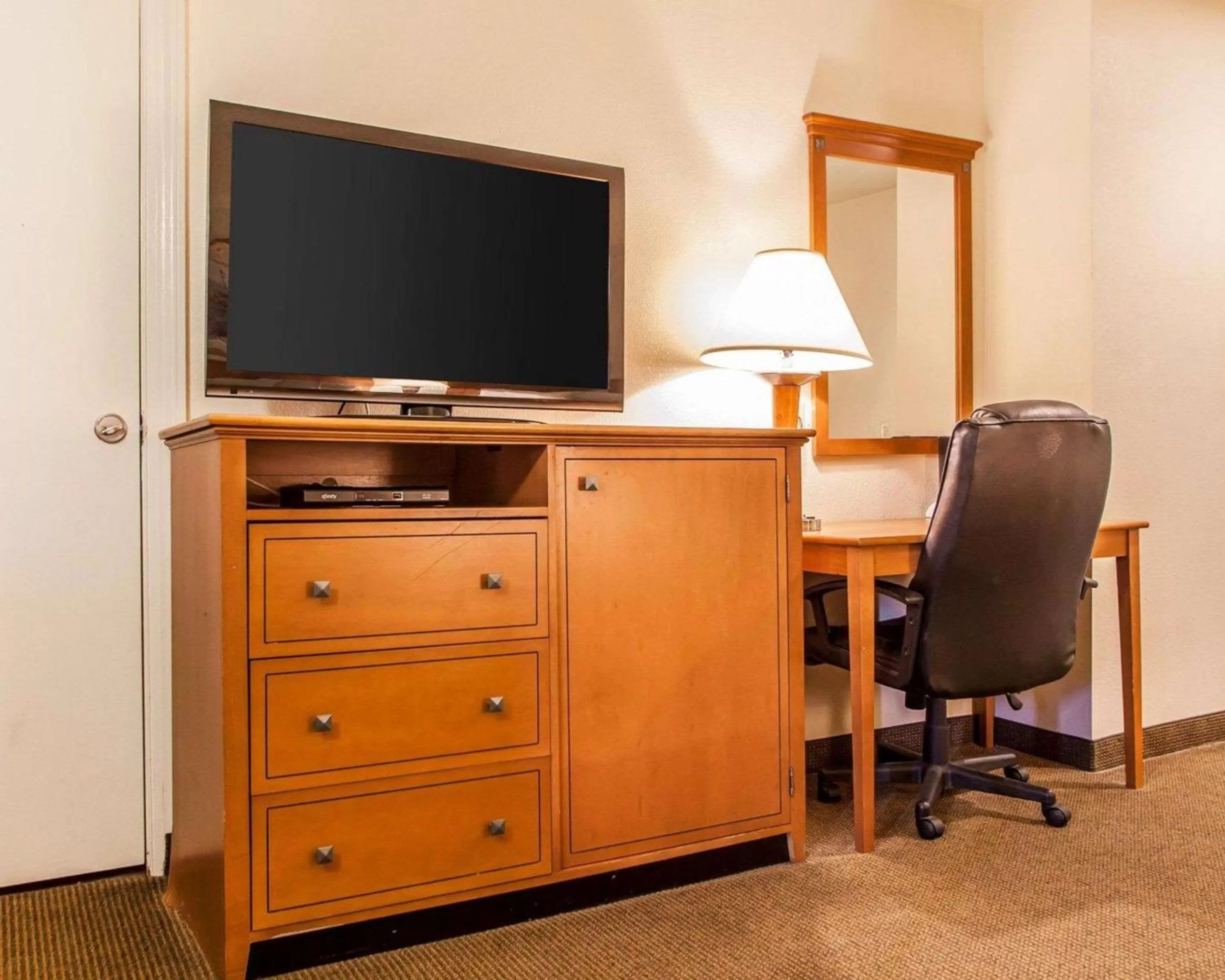 Photo of the whole room in Rodeway Inn Point Pleasant Beach