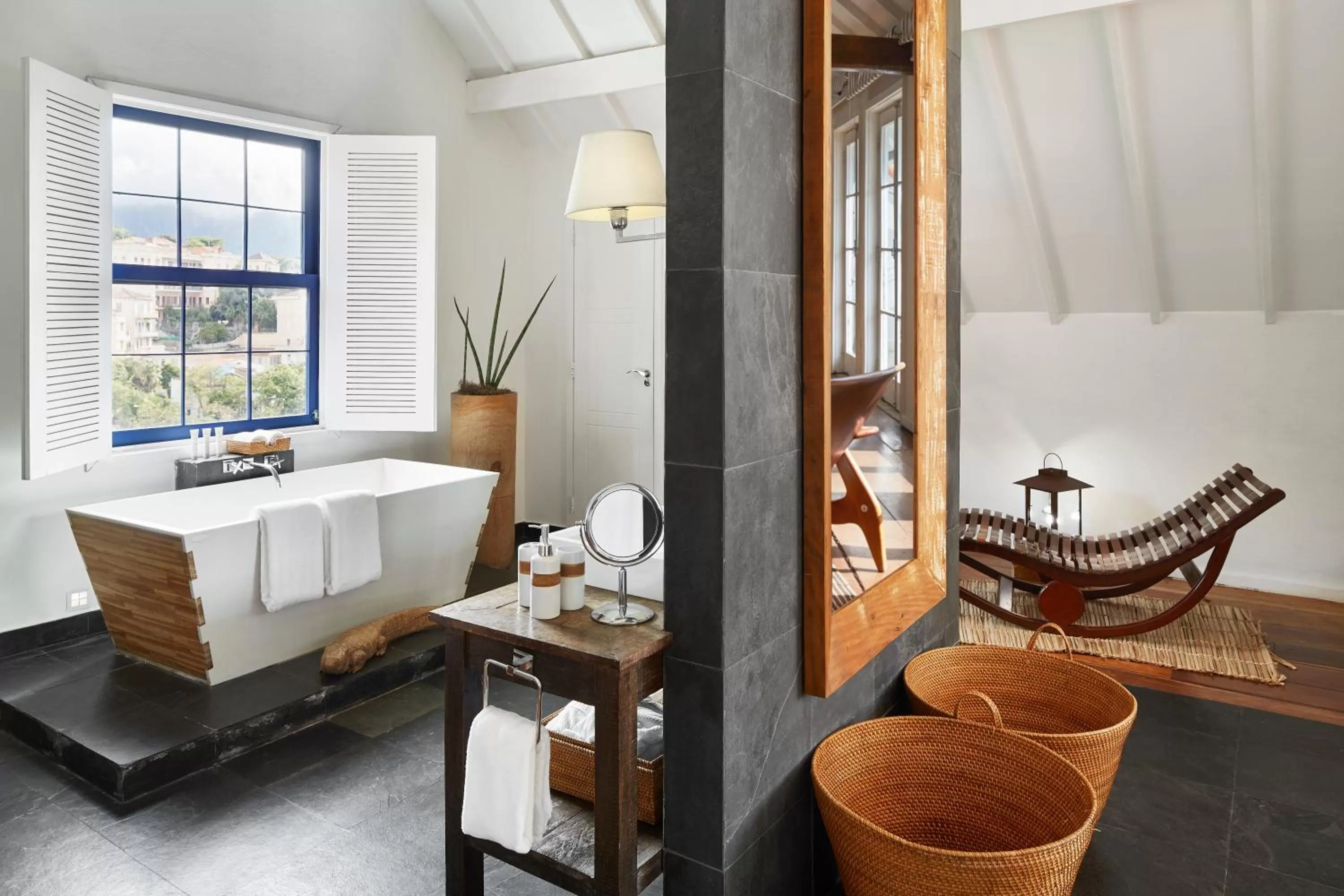 Bathroom in Santa Teresa Hotel Rio de Janeiro - MGallery Collection