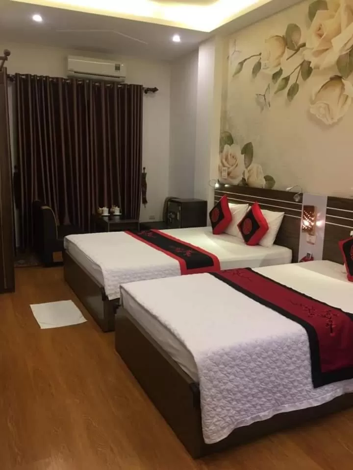 Bed in Friendly Home Hotel