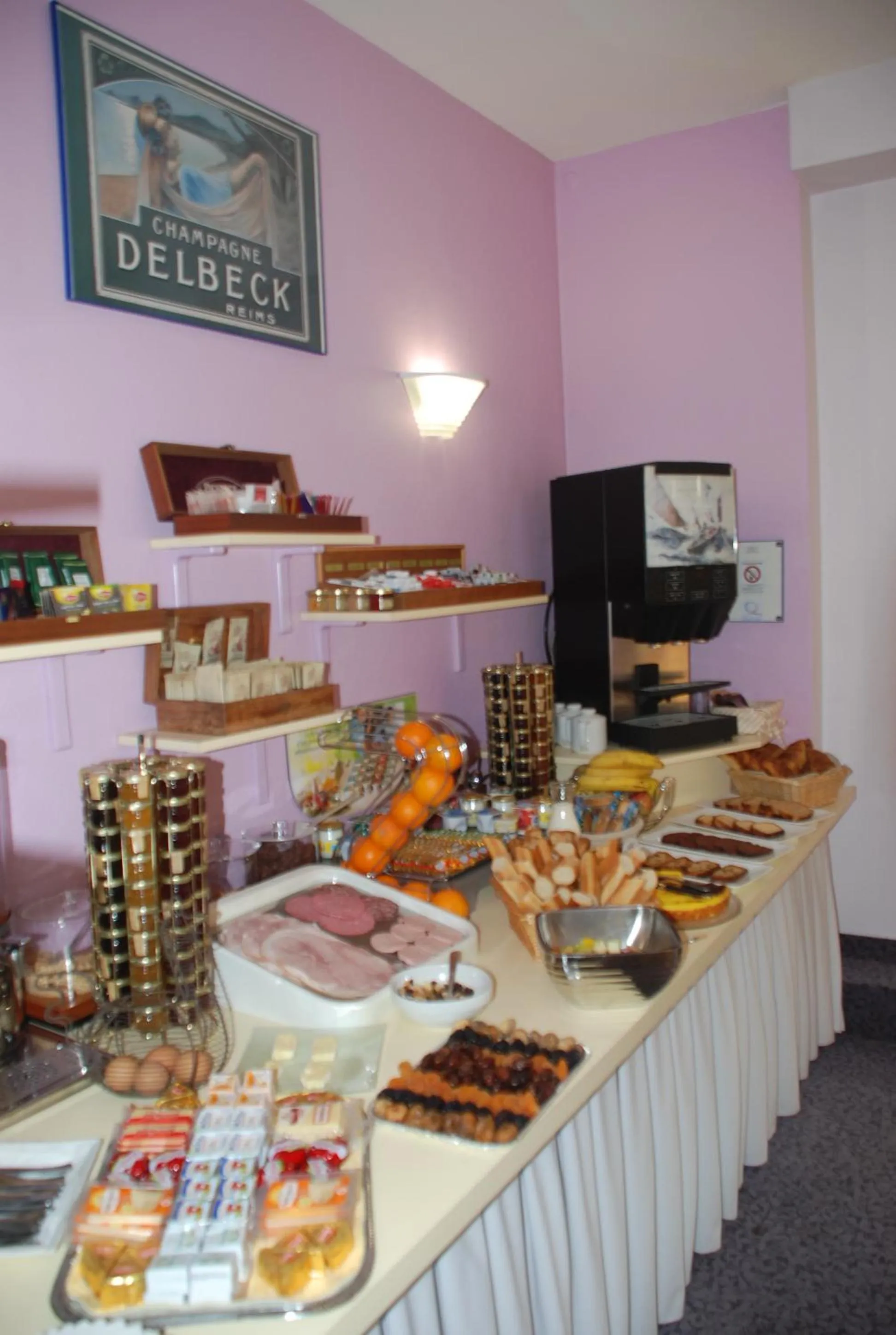 Restaurant/places to eat in The Originals City, Hôtel Cathédrale, Lisieux