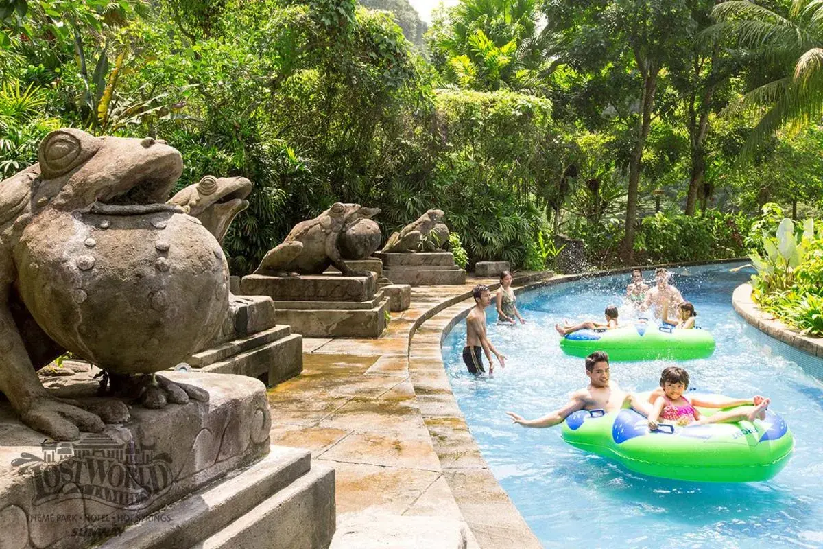 Swimming Pool in Sunway Lost World Hotel