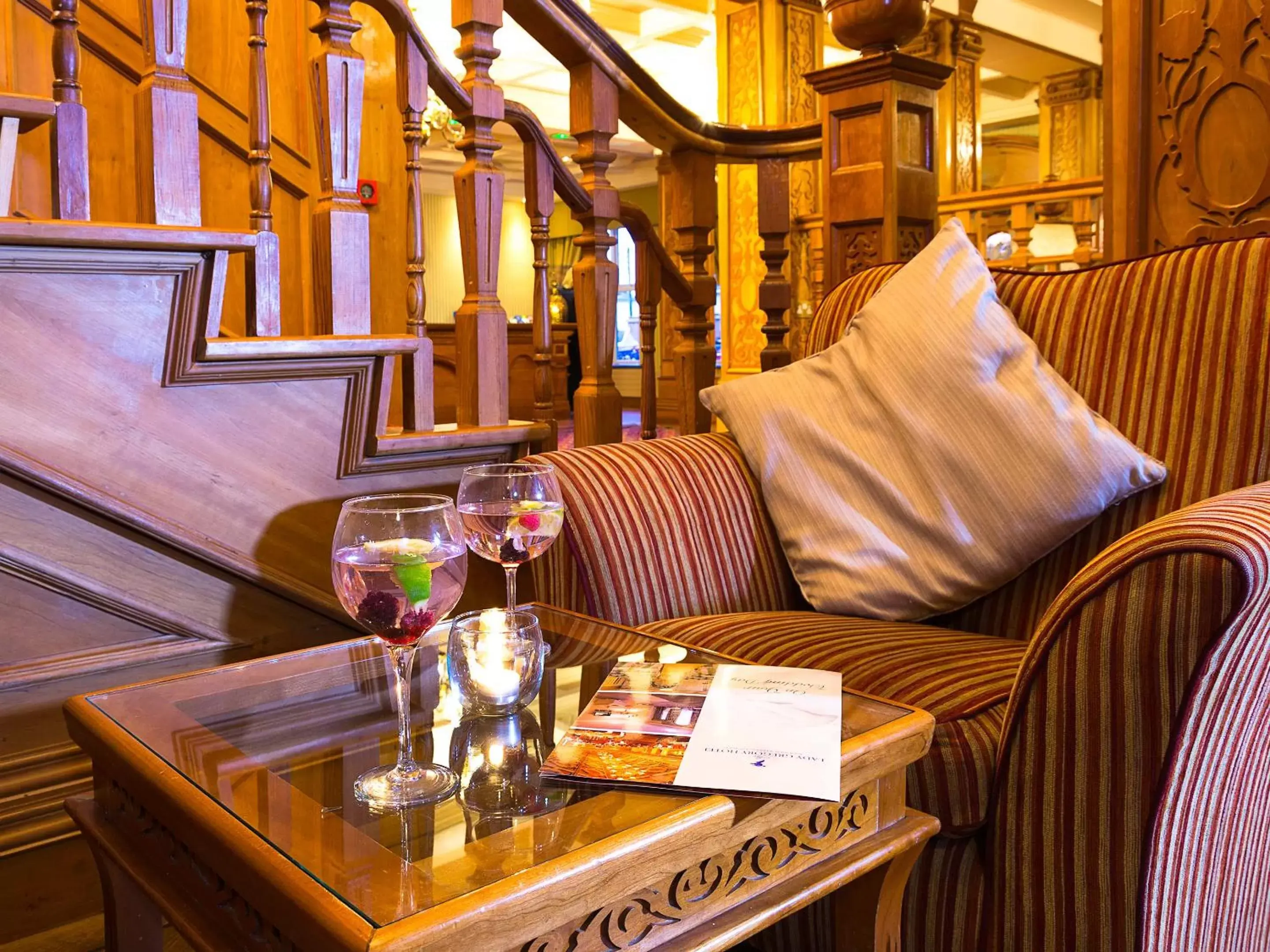 Lounge or bar in Lady Gregory Hotel, Leisure Club & Beauty Rooms