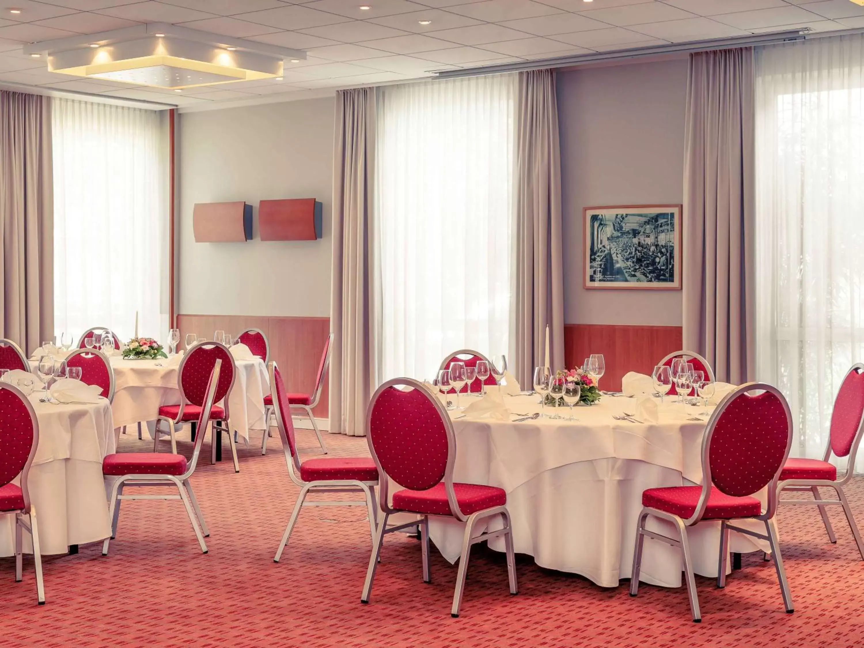 On site, Restaurant/Places to Eat in Mercure Hotel Berlin City West