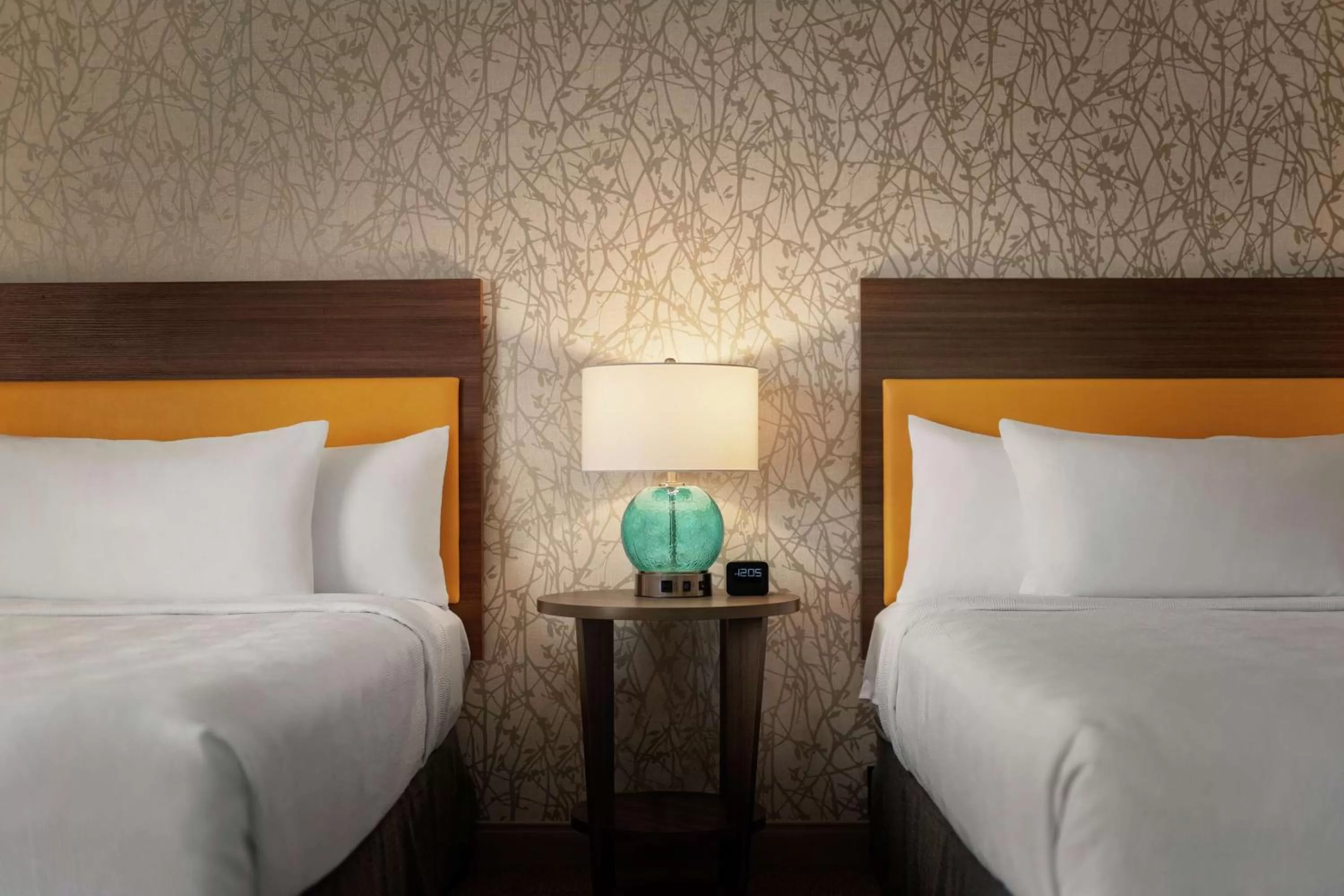 Bedroom, Bed in Home2 Suites By Hilton Ephrata