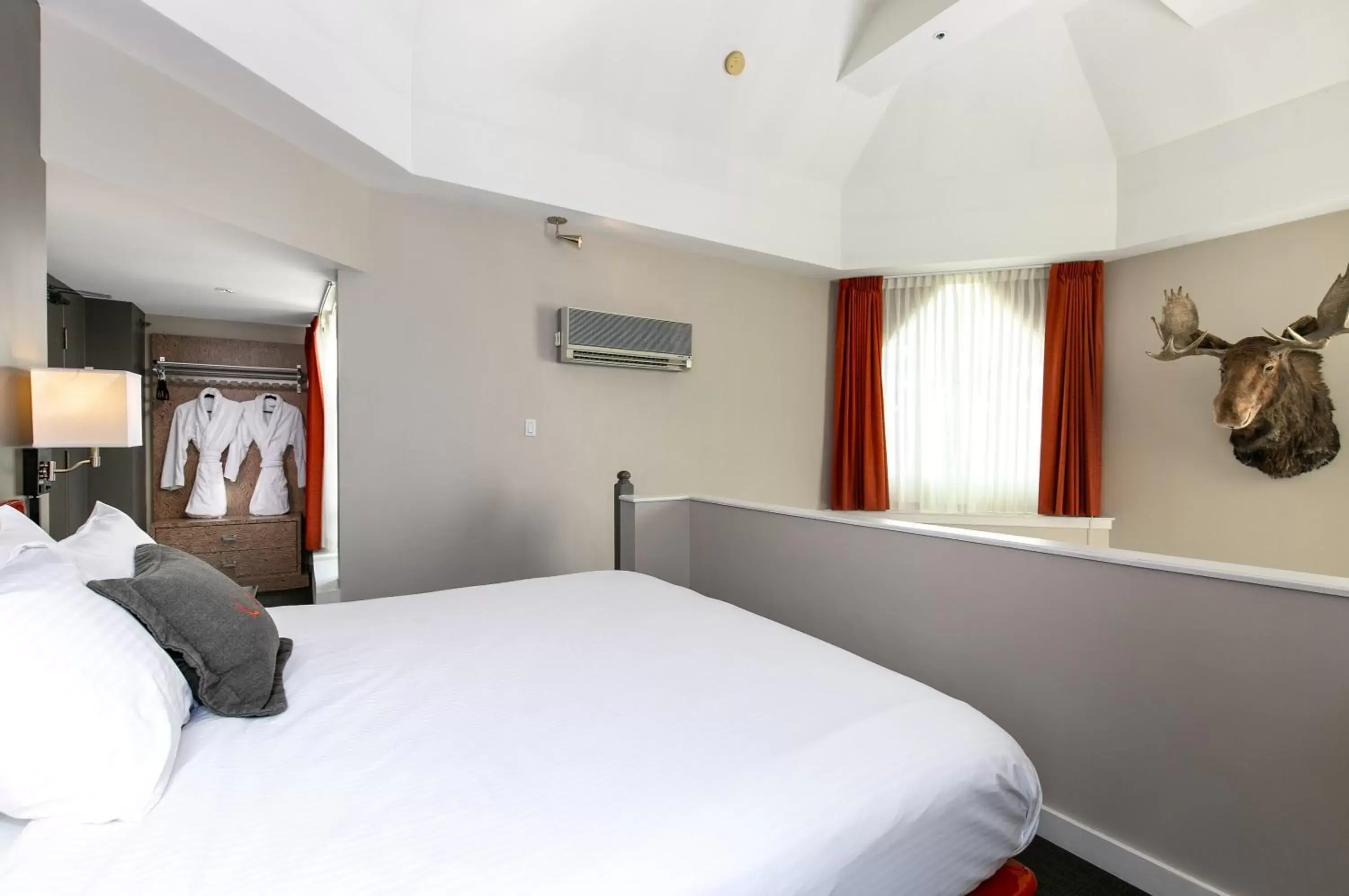 Bed in Adara Hotel