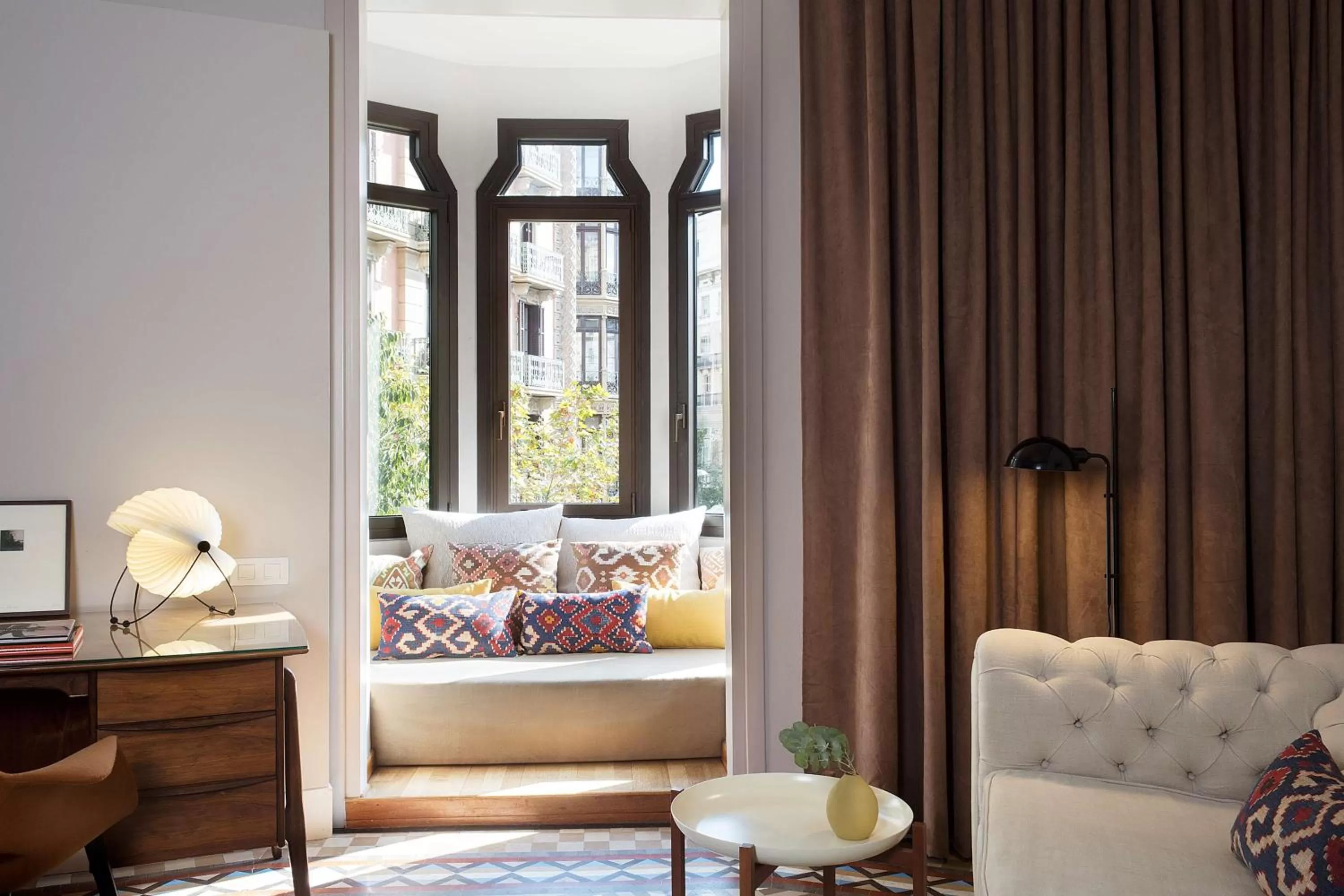 Bedroom, Bed in Alexandra Barcelona Hotel, Curio Collection by Hilton