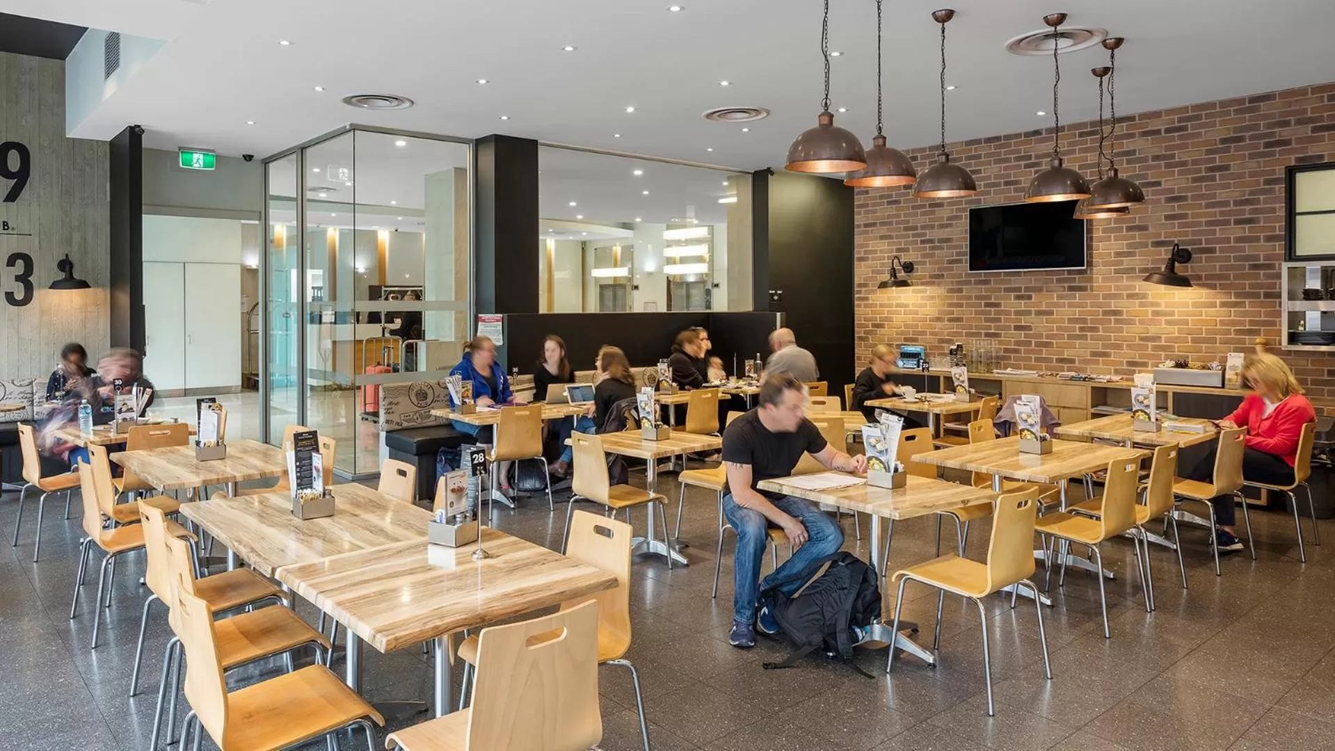 Restaurant/places to eat in Oaks Adelaide Embassy Suites