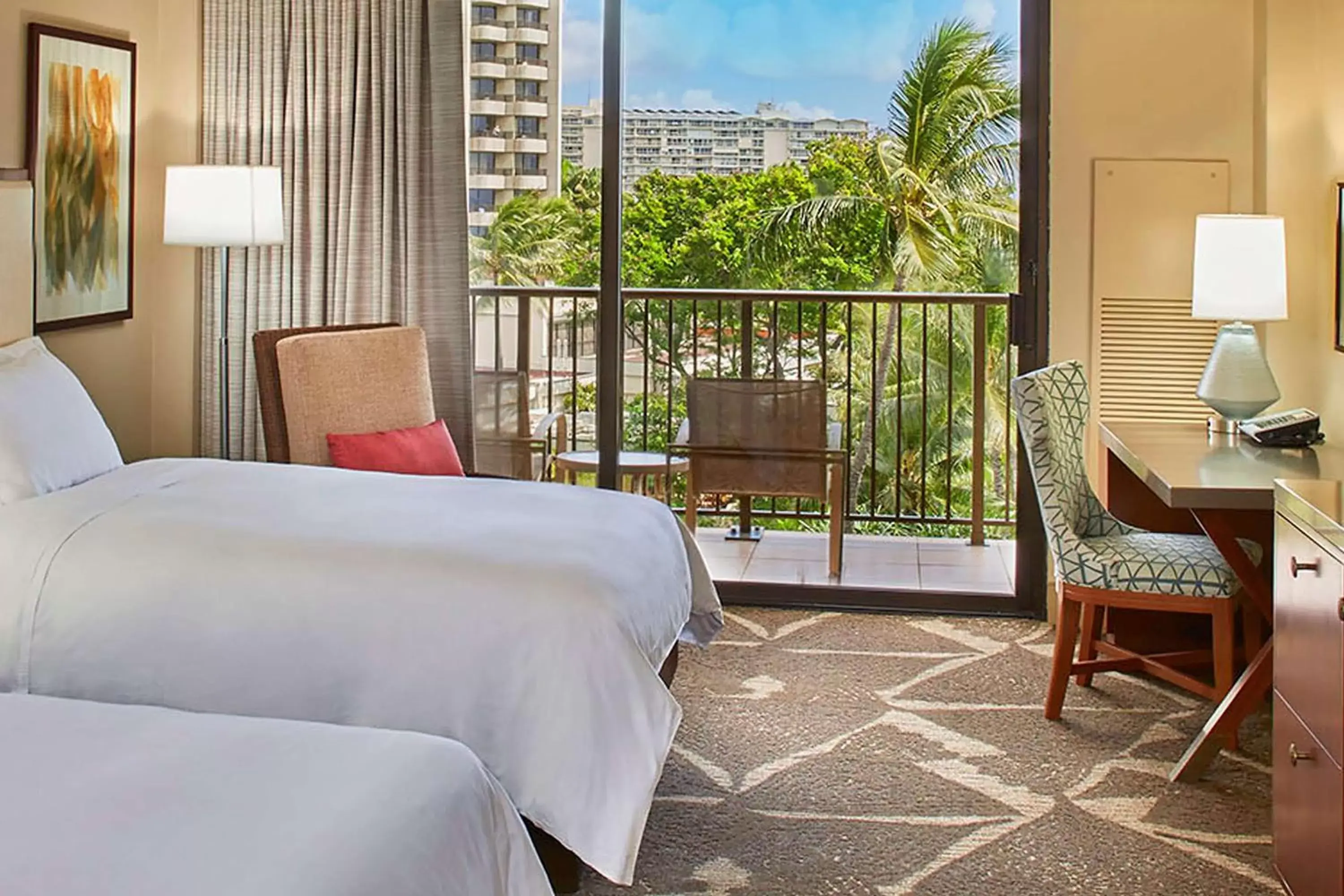Bed in Hilton Hawaiian Village Waikiki Beach Resort