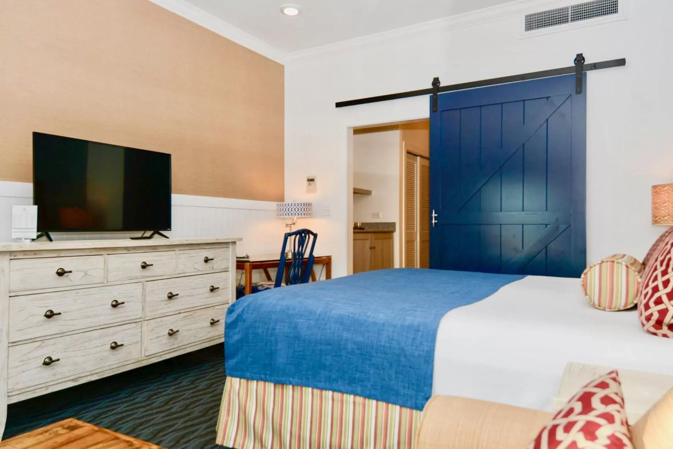 TV and multimedia, Bed in Avenue Inn & Spa