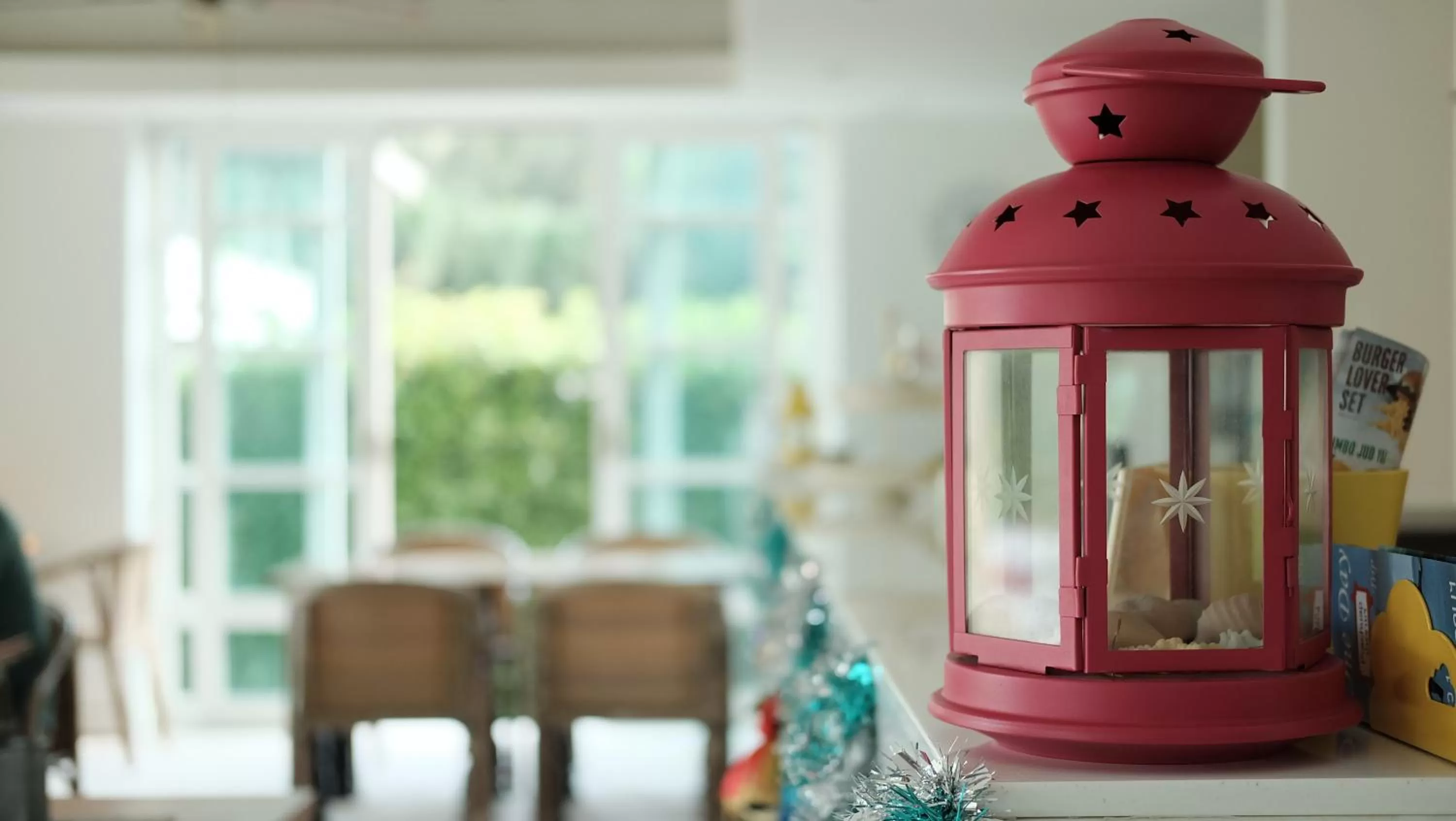 Decorative detail in De Pastel Hua Hin