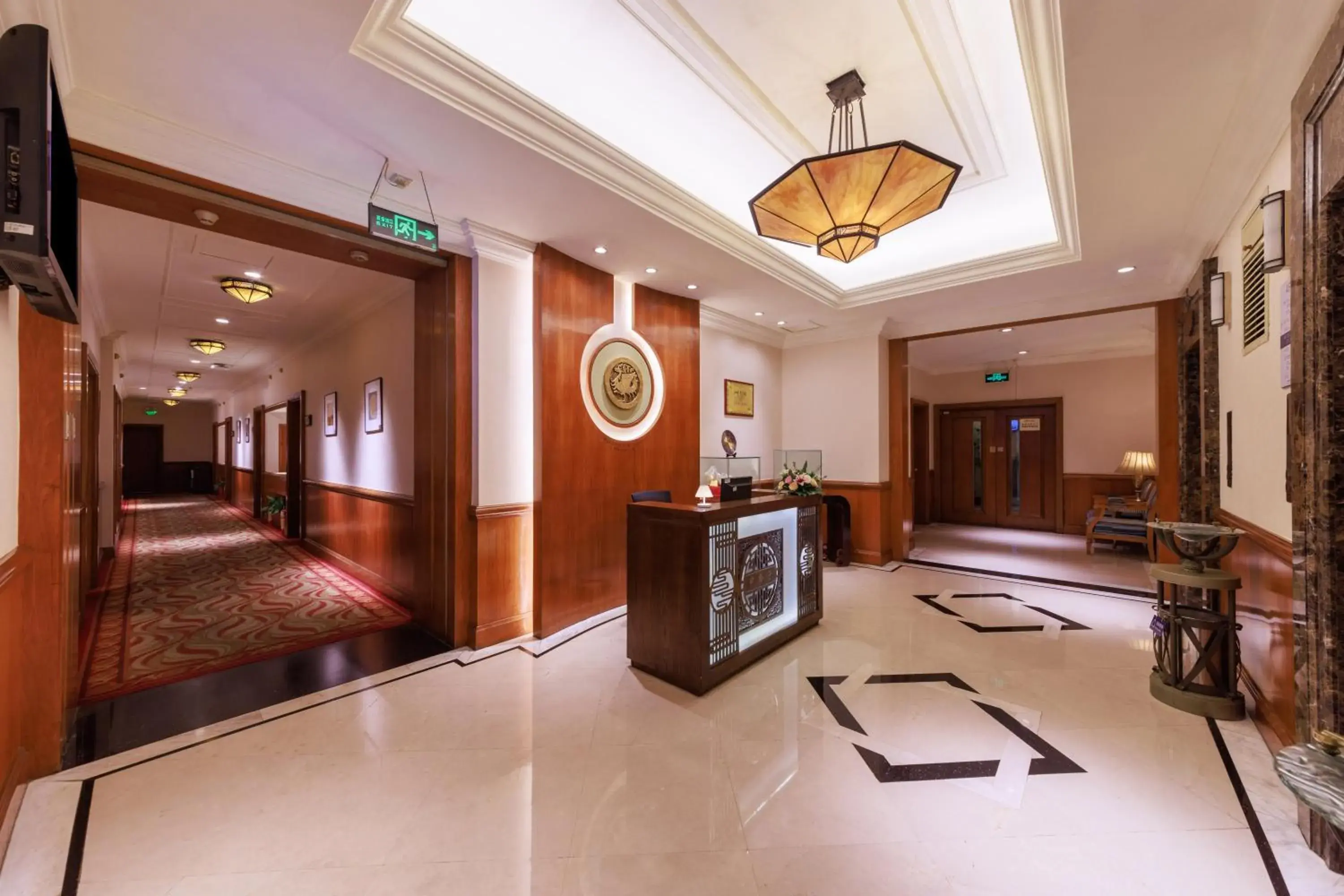 Restaurant/places to eat, Lobby/Reception in Grand Noble Hotel Dongguan