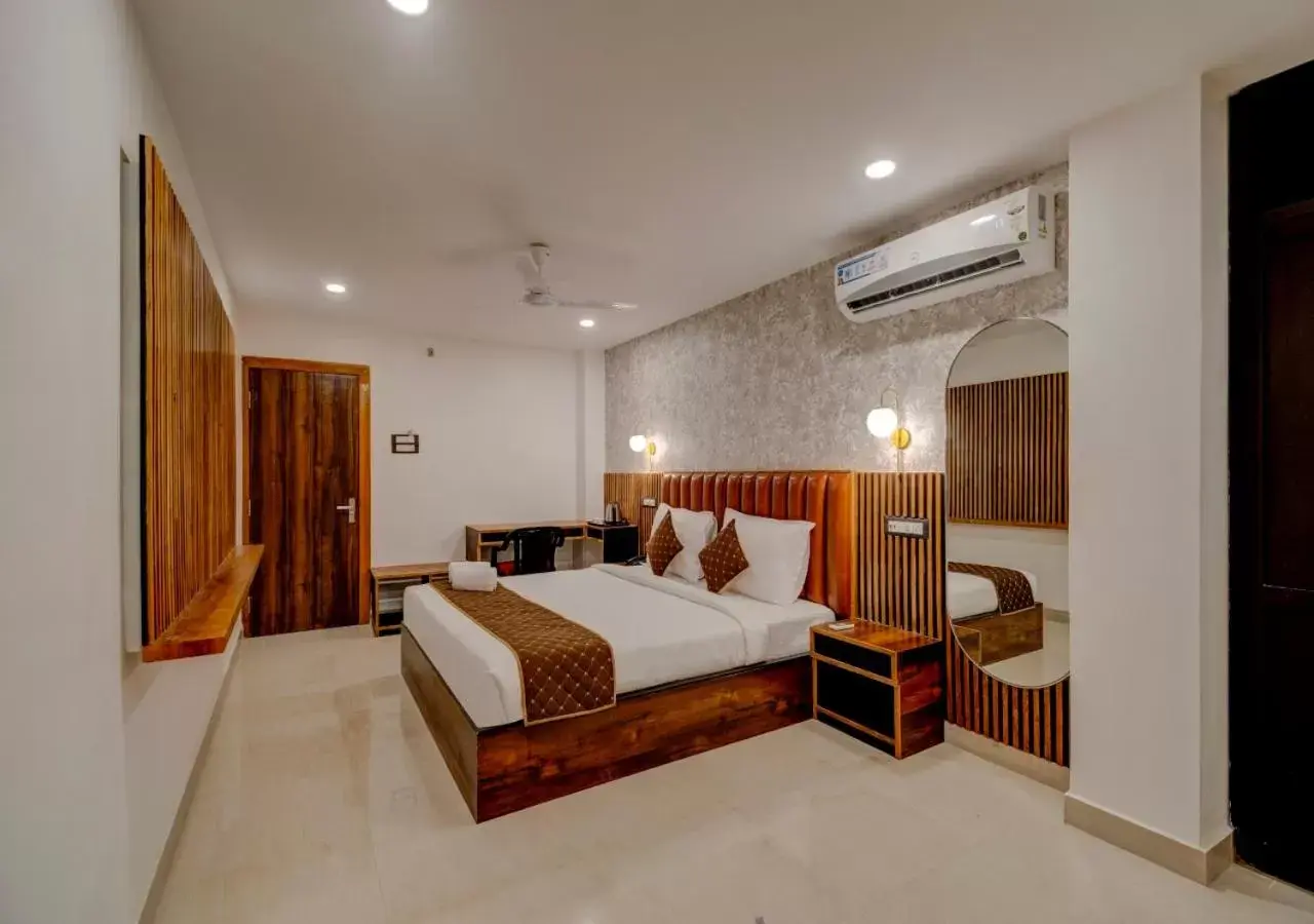 Deluxe Family Room - single occupancy in Hotel Sai Rain Tree Deluxe Family Room - single occupancy in Hotel Sai Rain Tree
