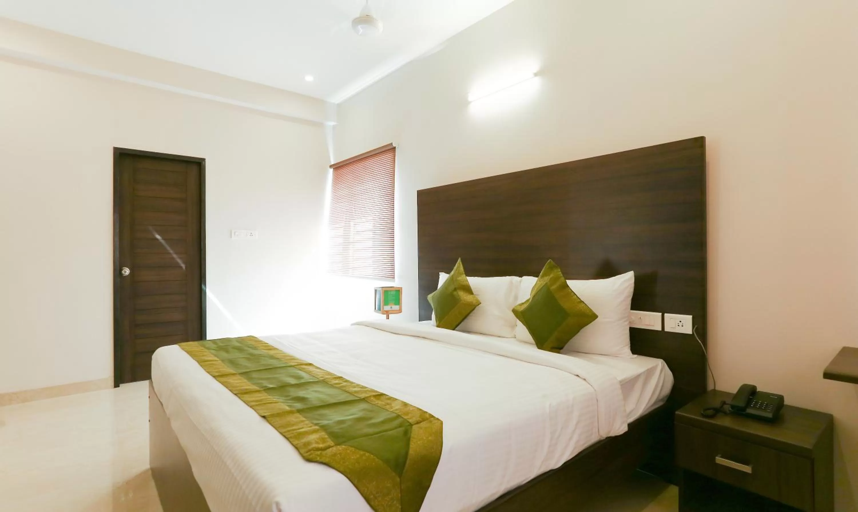 Bedroom, Bed in Treebo Hi Line Apartments Kalapatti