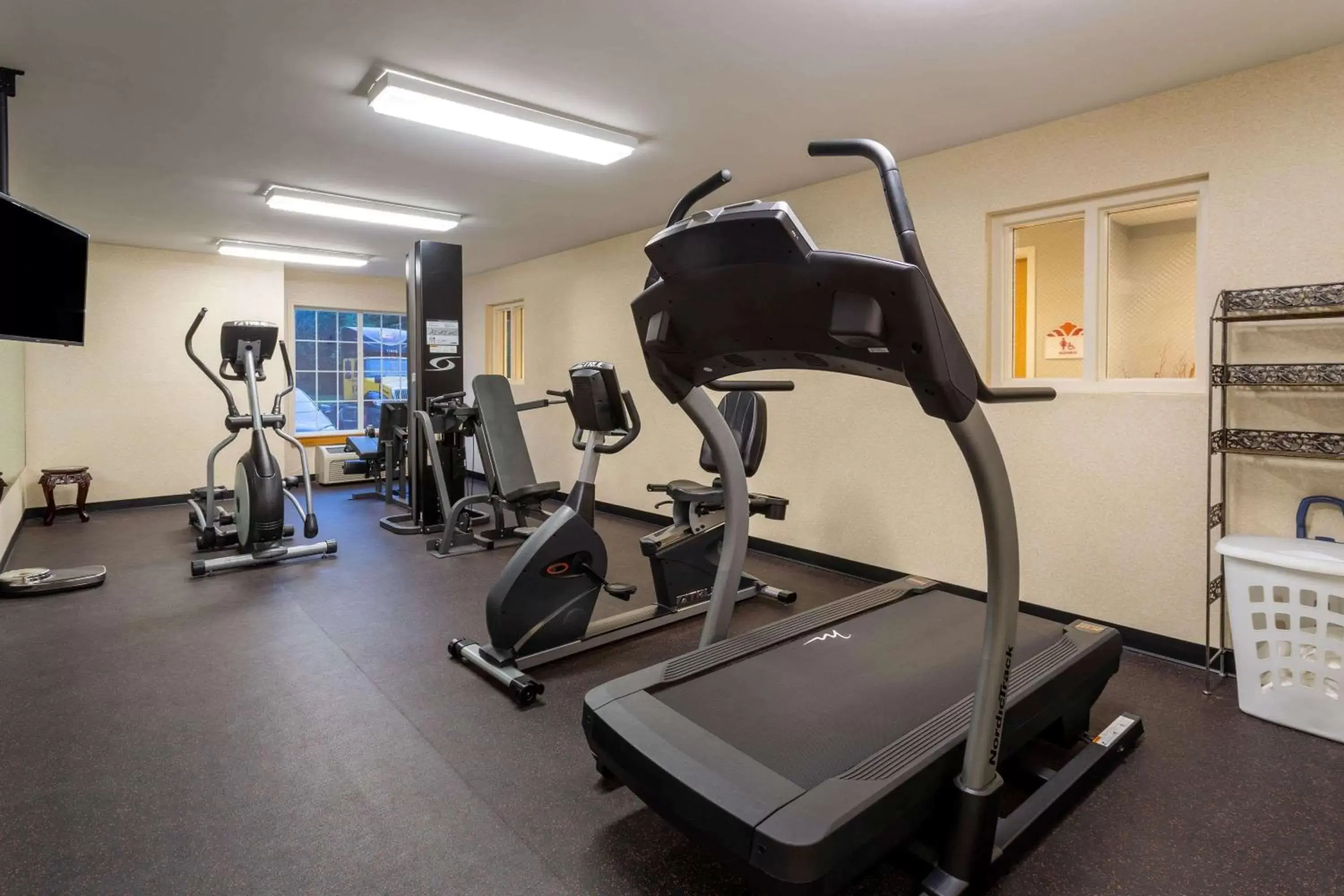 Fitness centre/facilities in Hawthorn Suites by Wyndham Allentown-Fogelsville Fitness centre/facilities in Hawthorn Suites by Wyndham Allentown-Fogelsville