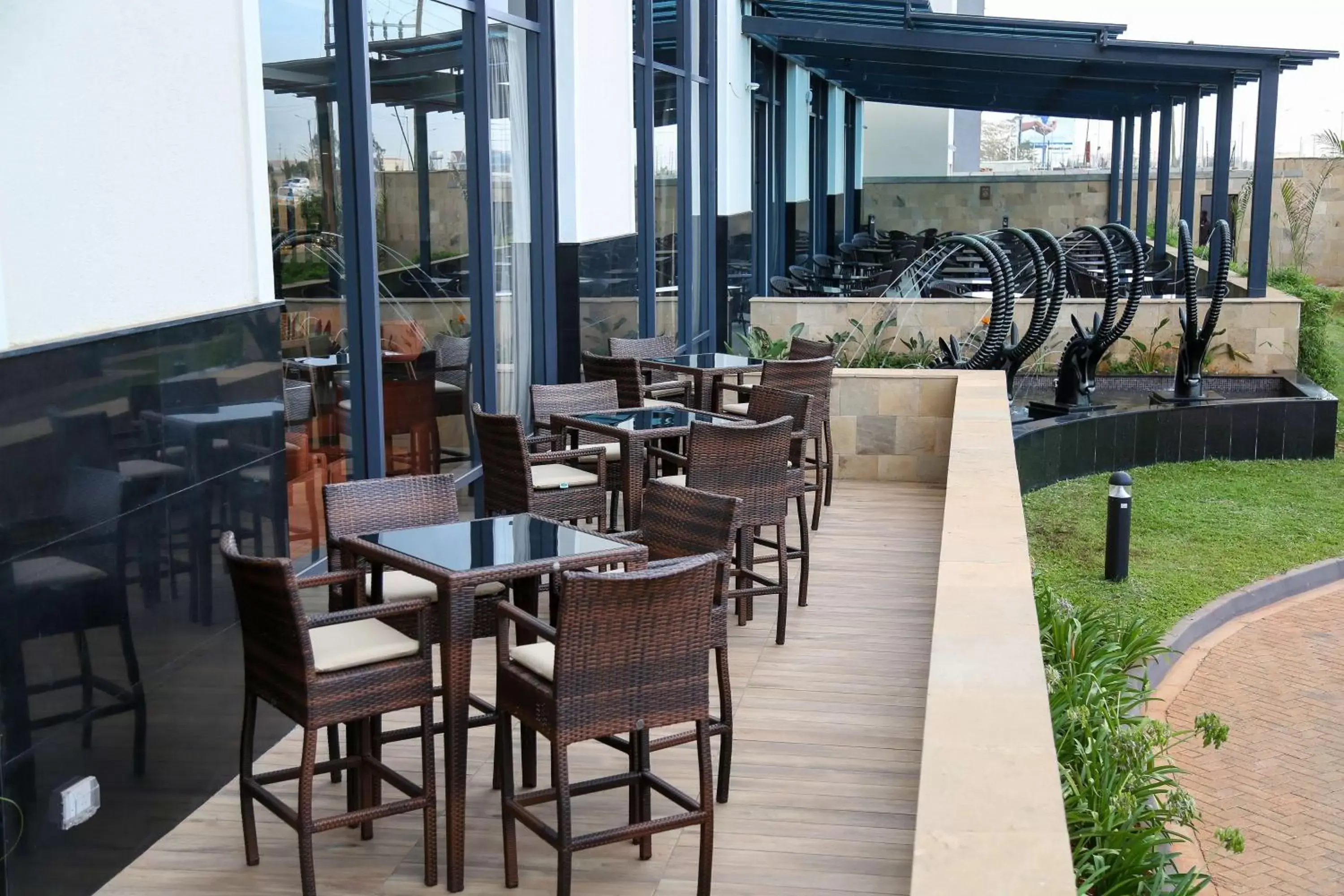 Patio, Restaurant/Places to Eat in Hilton Garden Inn Nairobi Airport