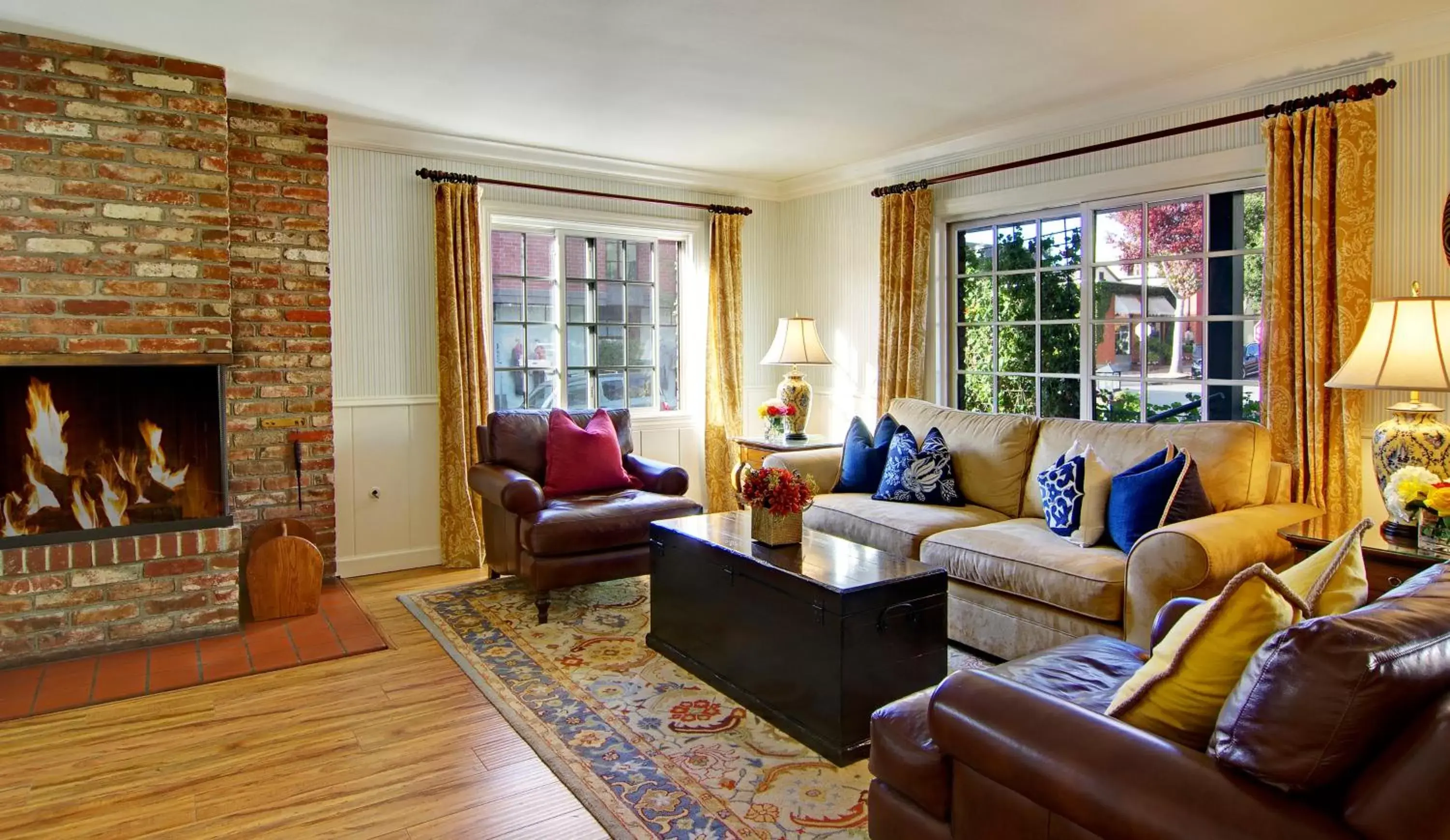 Lobby or reception, Seating Area in Wayside Inn