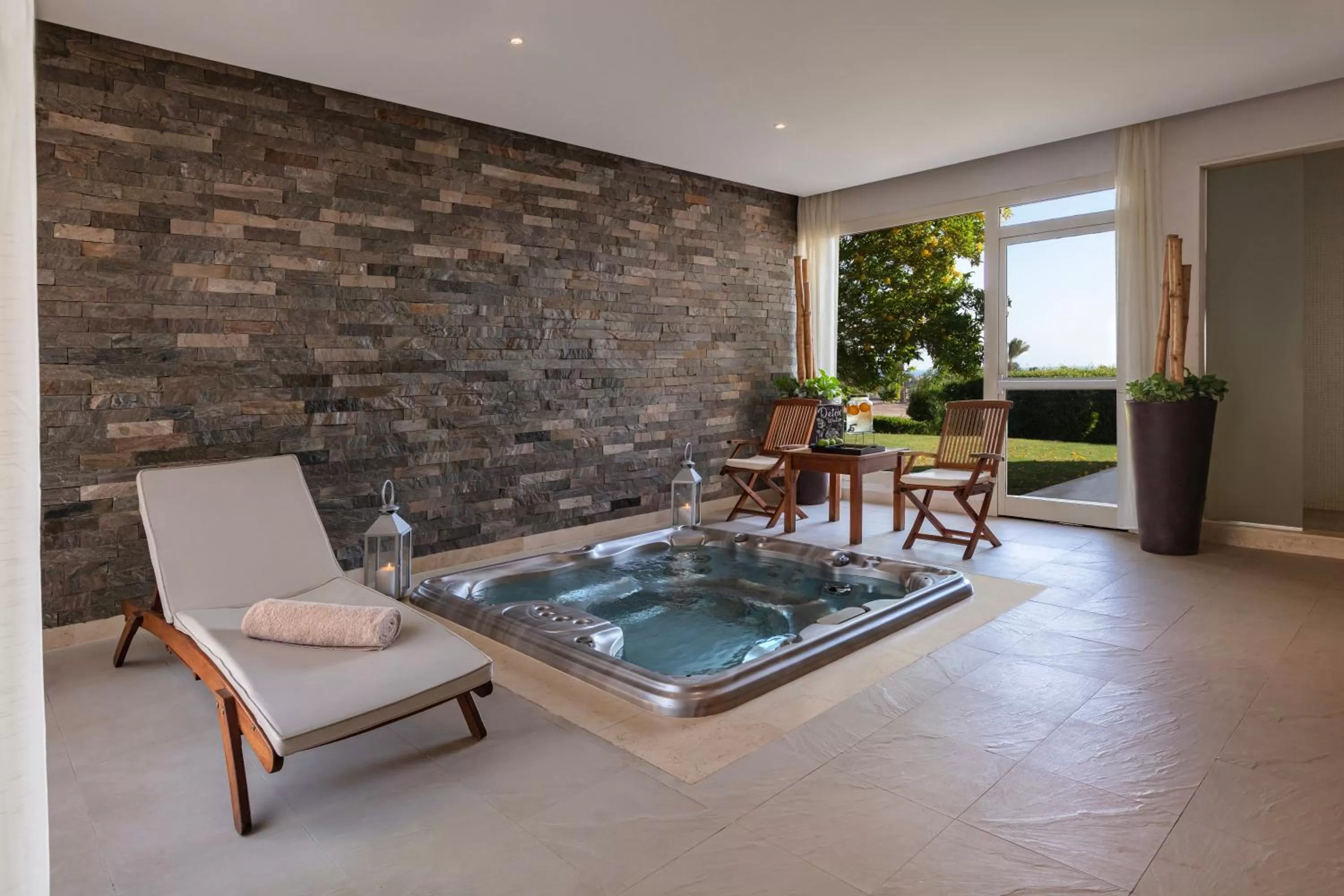 Hot Tub in Steigenberger Makadi - Adults Friendly 16 Years Plus