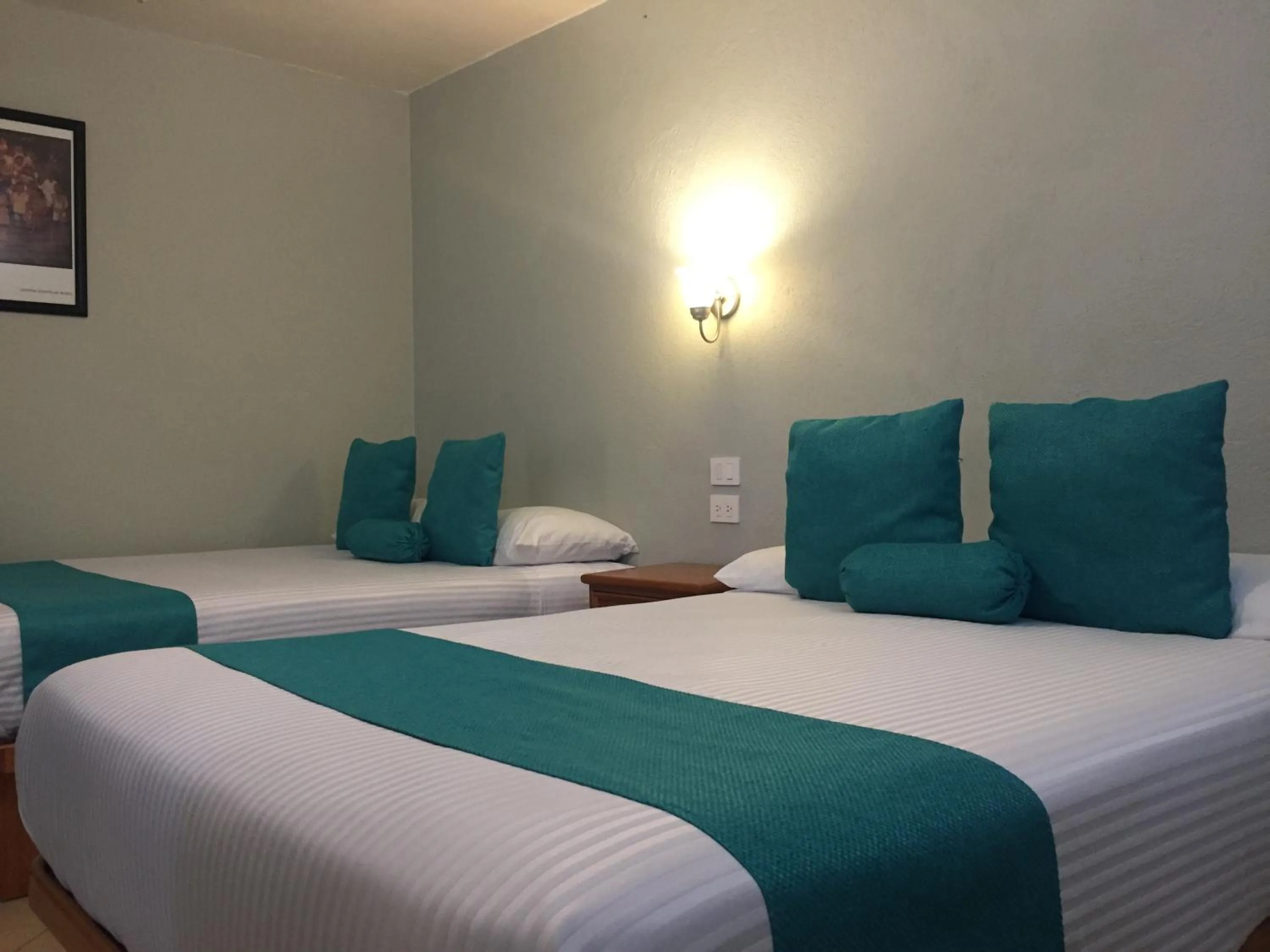 Photo of the whole room, Bed in Hotel RV Park San Ramón