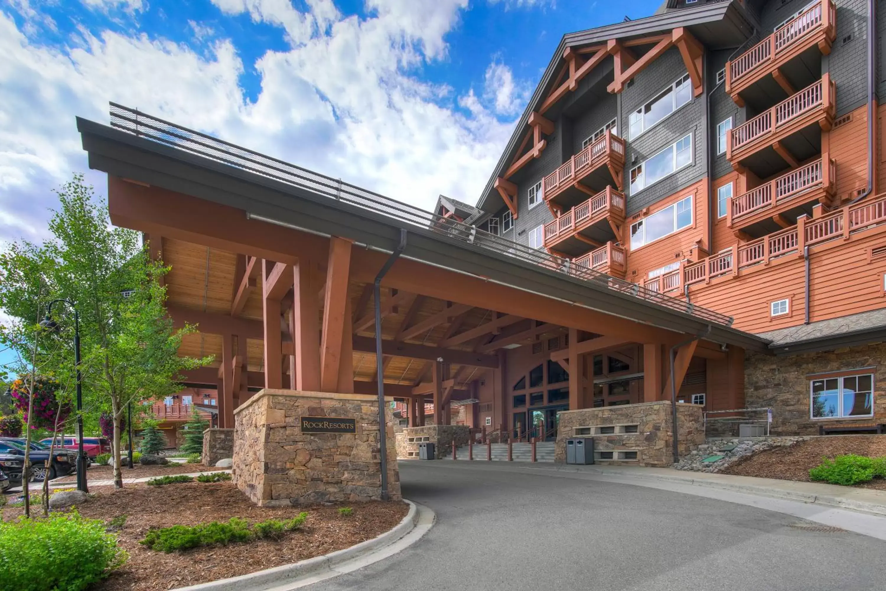 Property Building in One Ski Hill, A RockResort