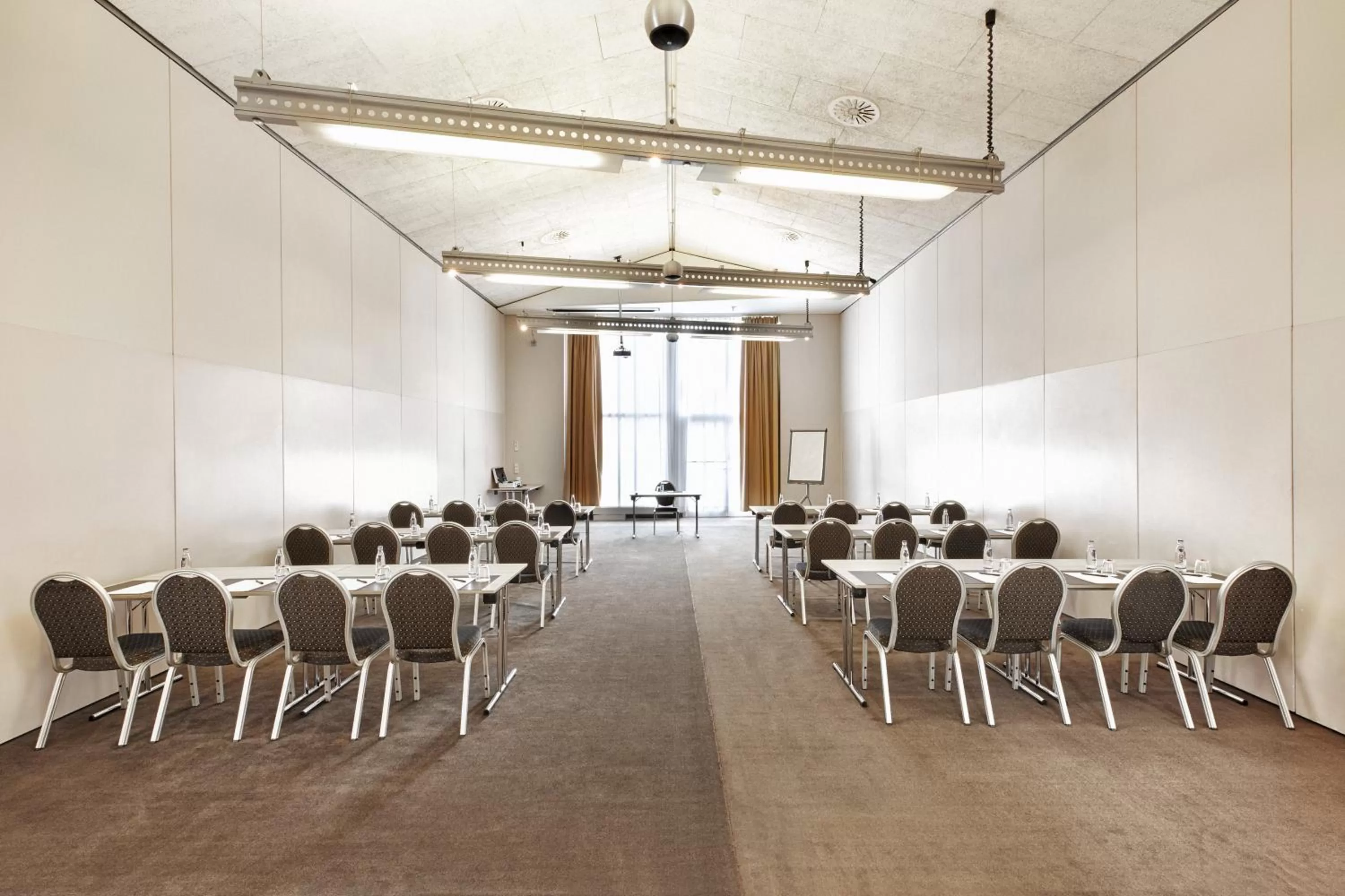 Banquet/Function facilities in H4 Hotel Hamburg Bergedorf, Trademark Collection by Wyndham