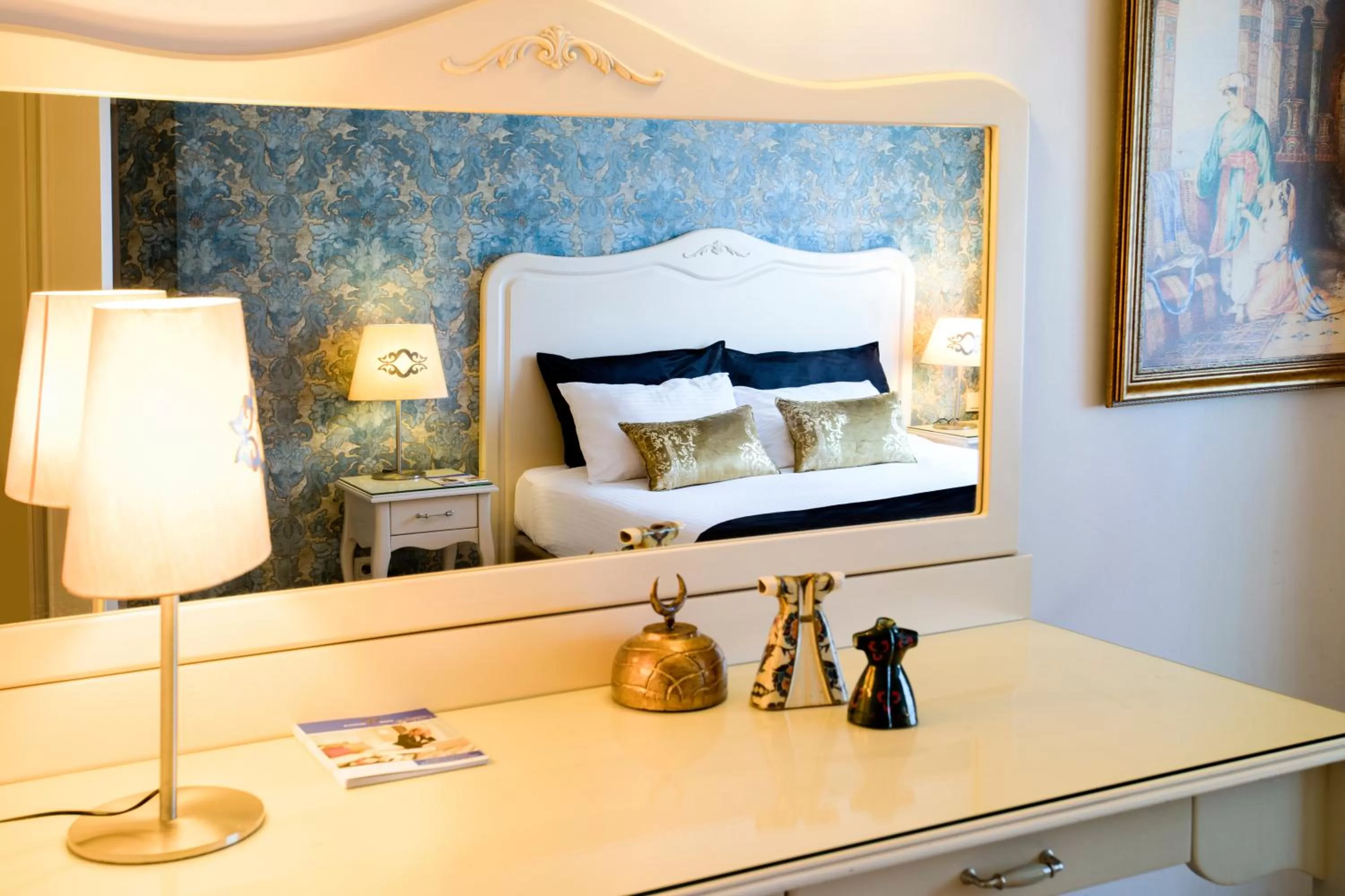 Raymond Hotel Old City