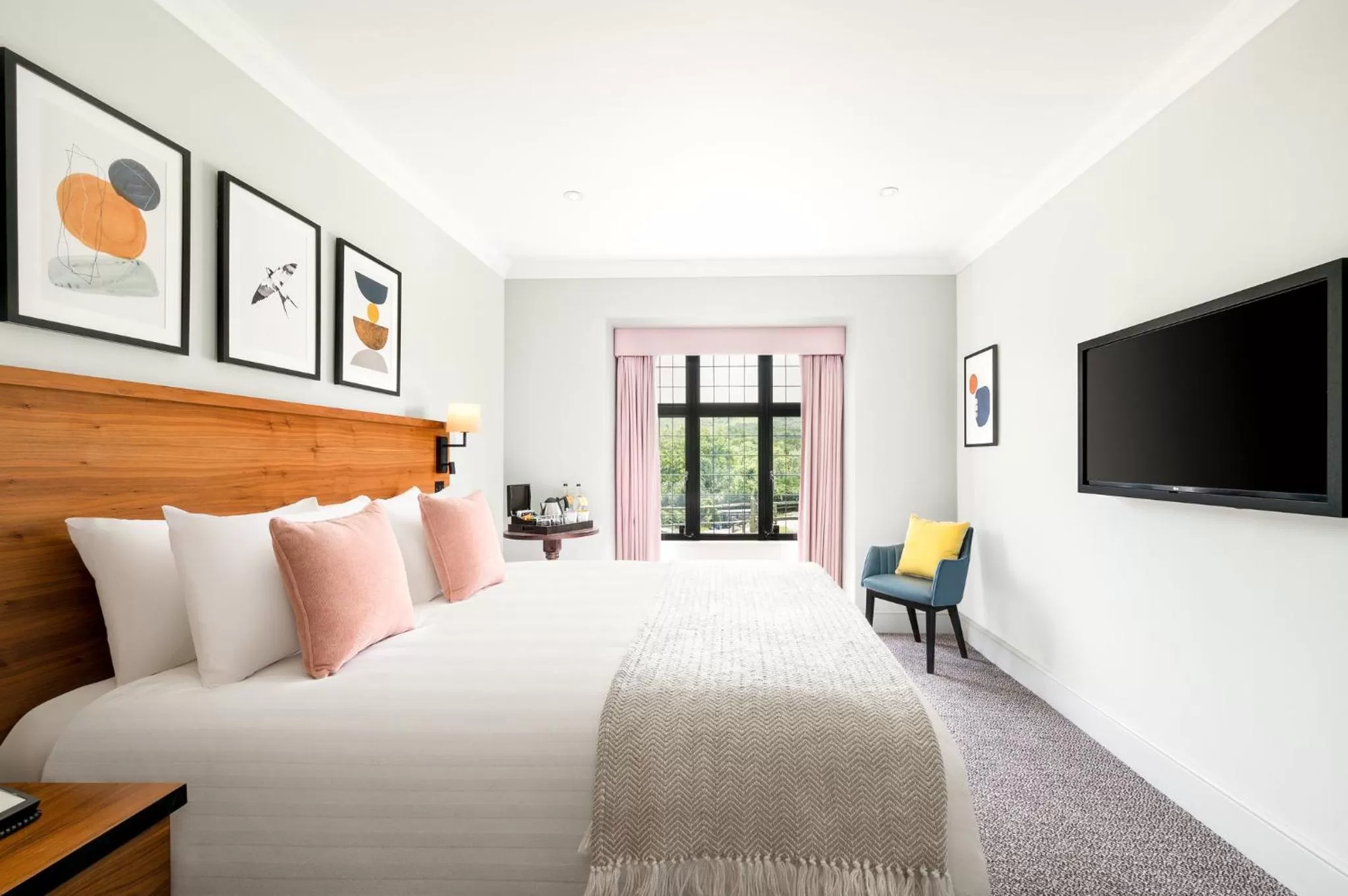 Photo of the whole room, Bed in voco Lythe Hill Hotel & Spa by IHG