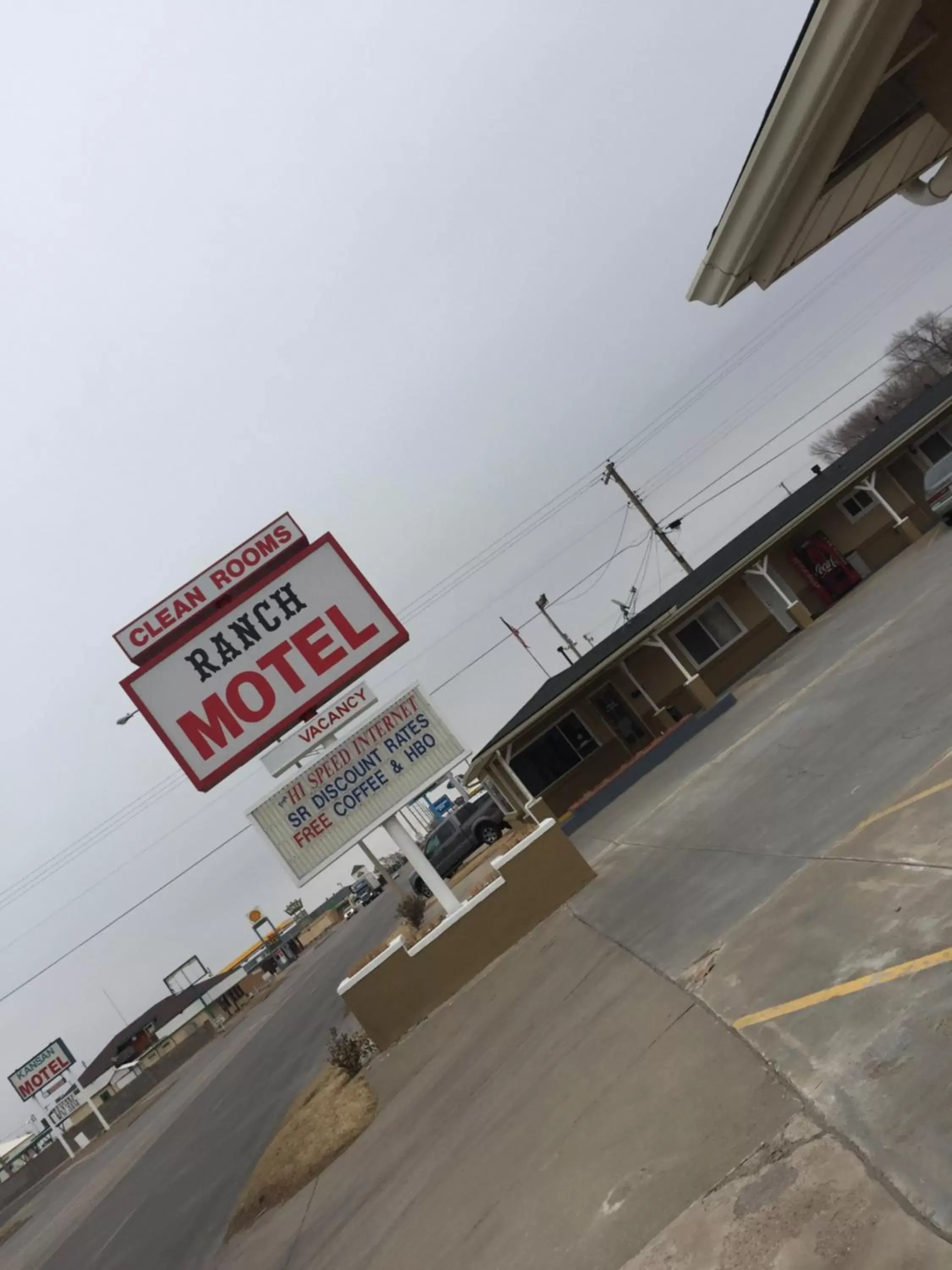 Facade/entrance in Ranch Motel