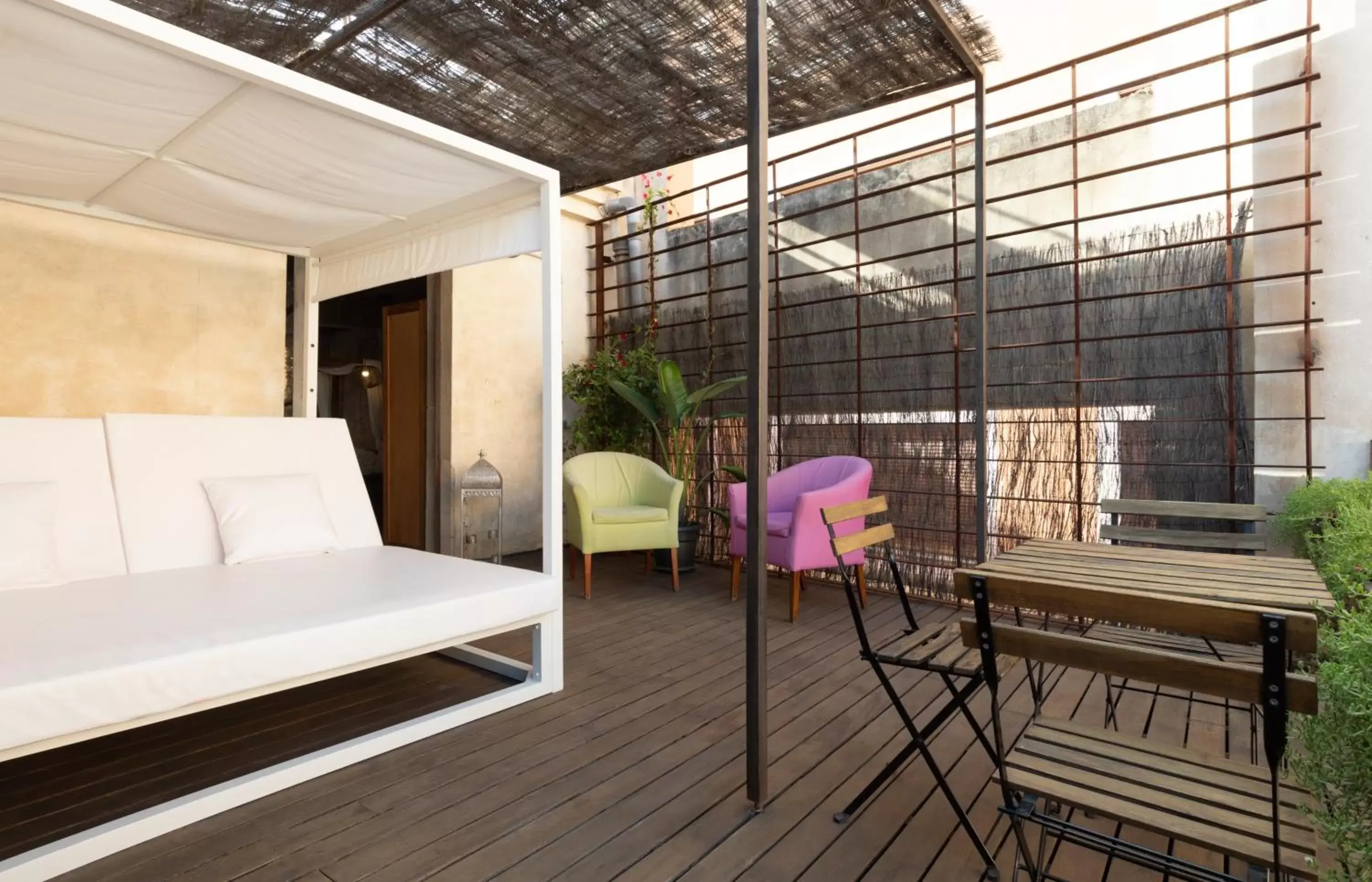 Balcony/Terrace, Seating Area in Brondo Architect Hotel