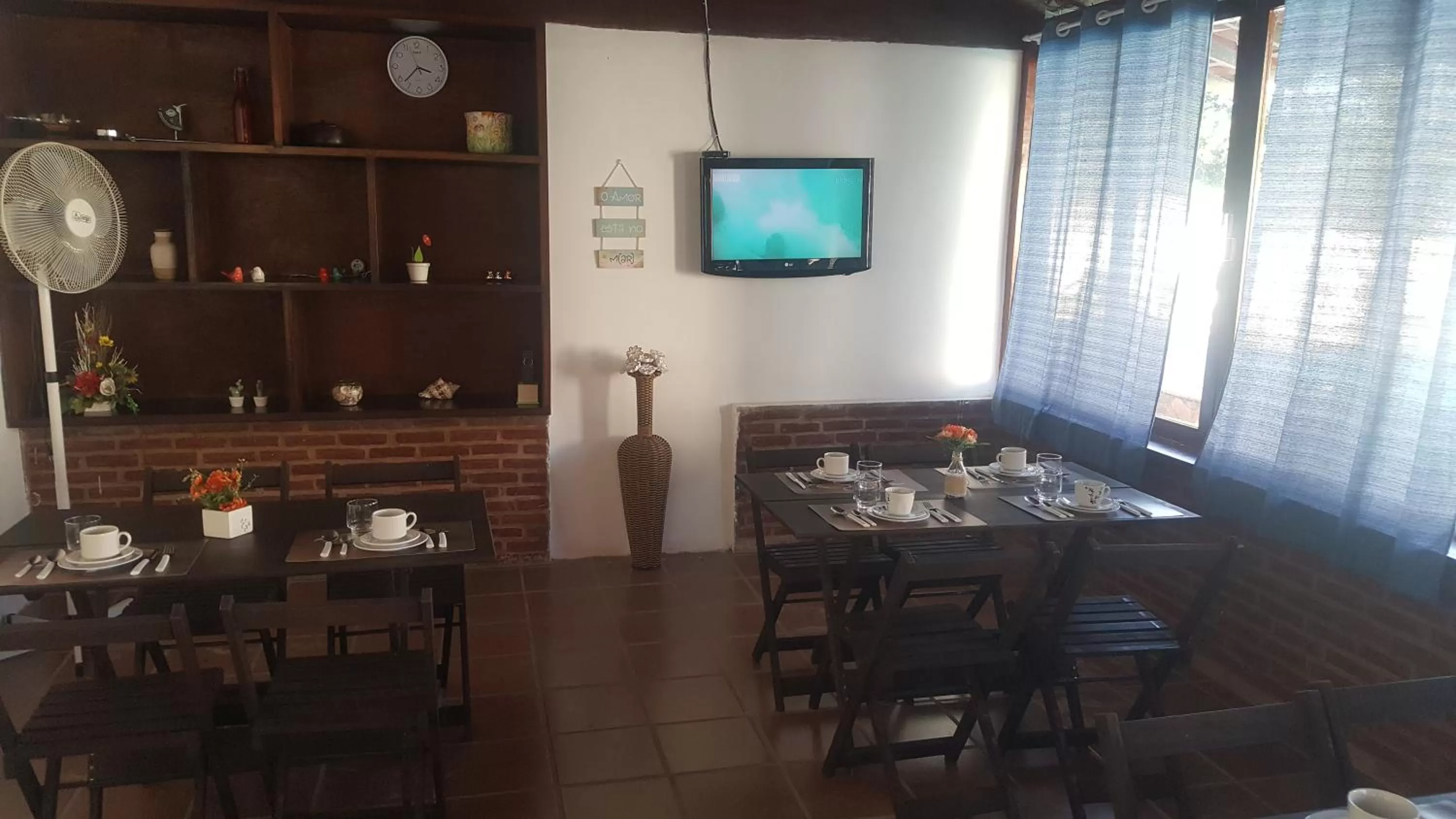 Restaurant/Places to Eat in Pousada Solar Tropical