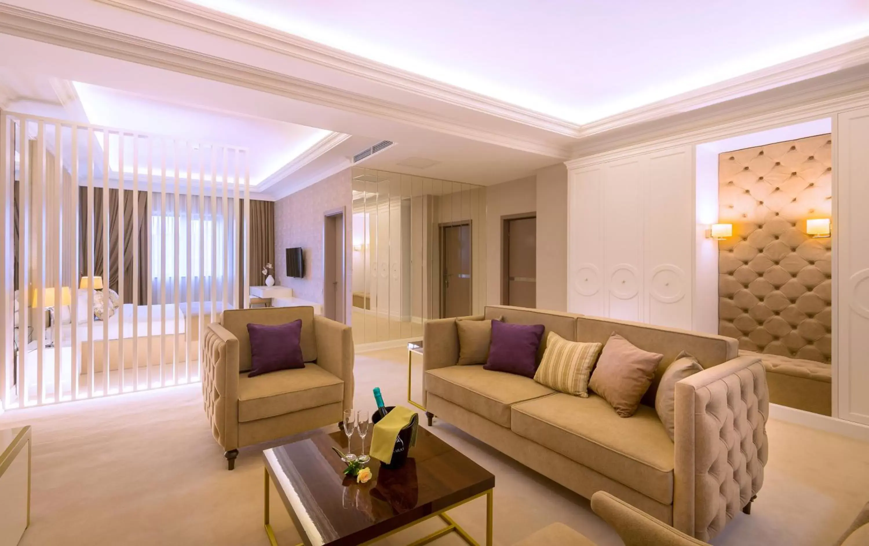 Living room, Seating Area in Paris Hotel Yerevan