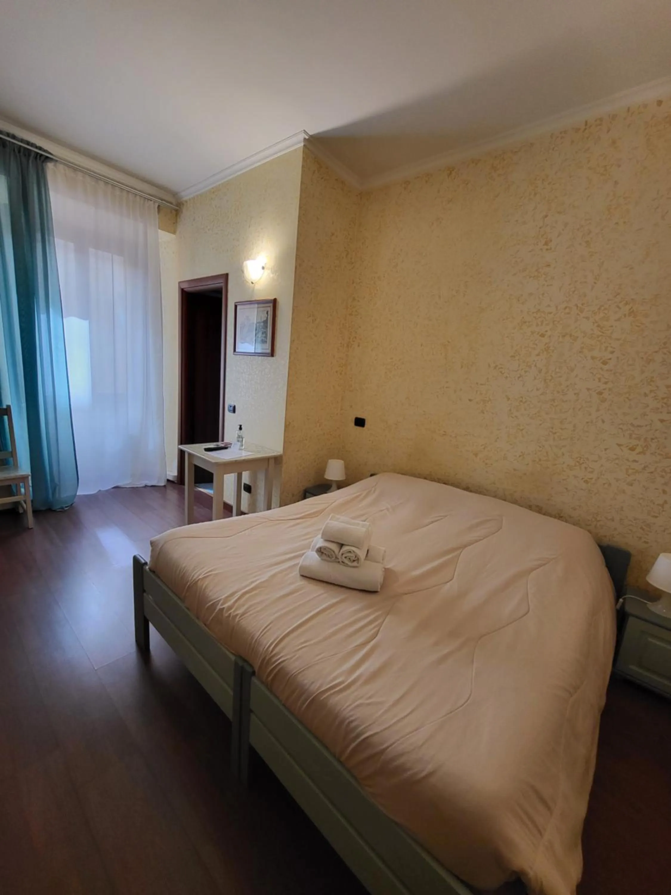 Bed in St. Peter's Rooms Rome