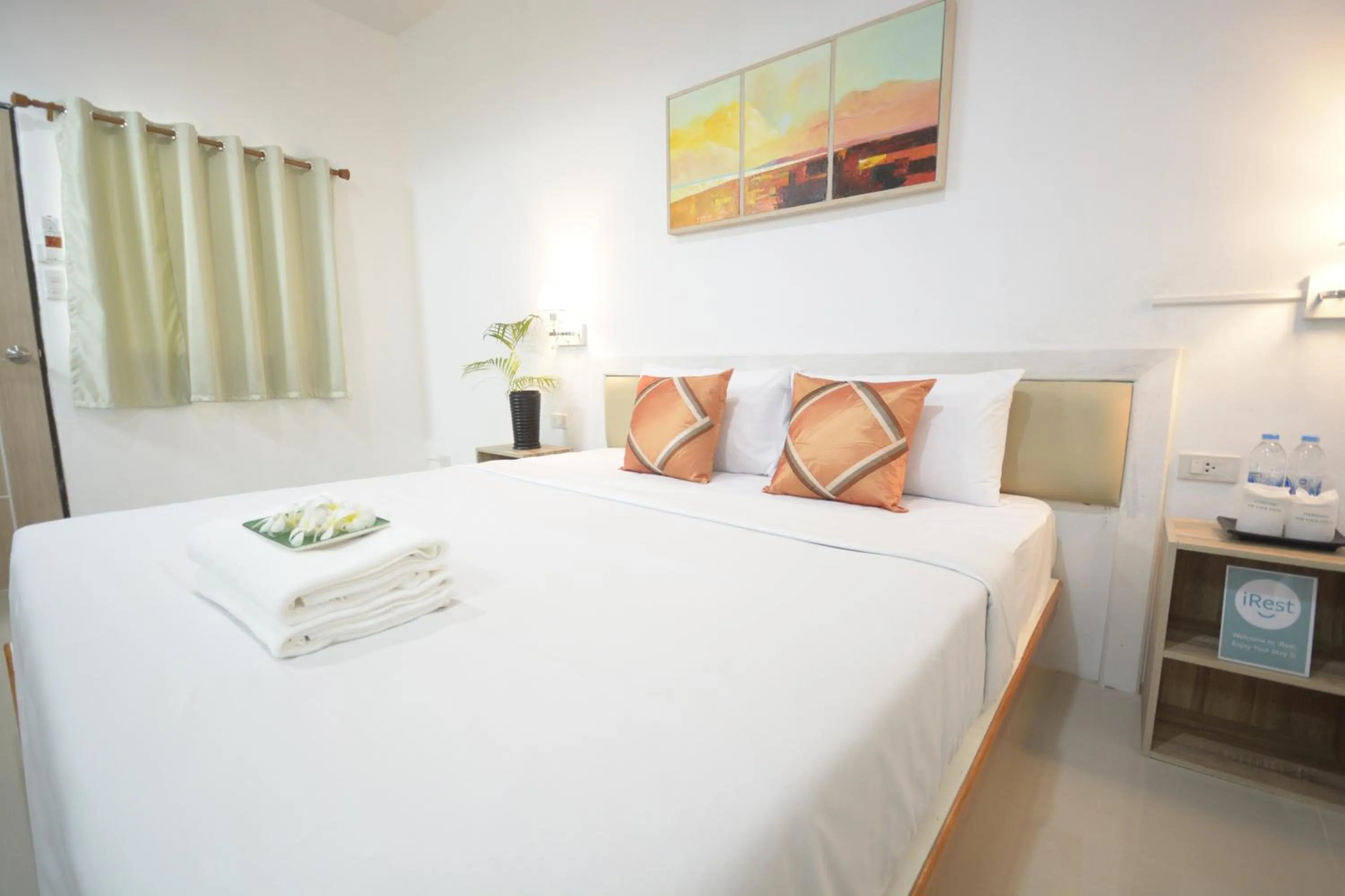 Bedroom, Bed in iRest Ao Nang Seafront