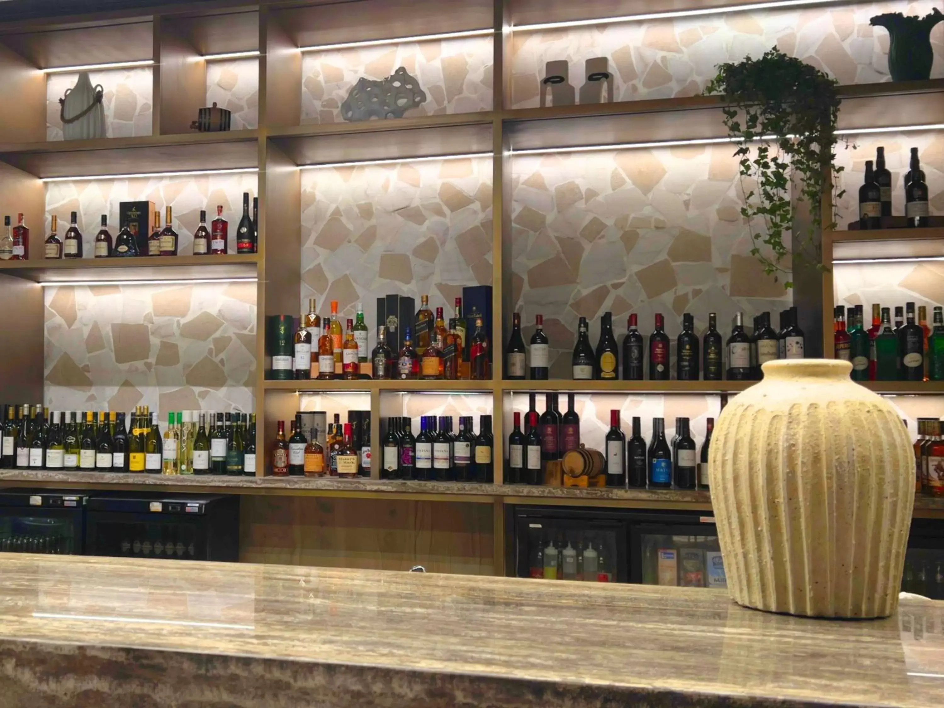 Lounge or bar in Ibis World Trade Centre
