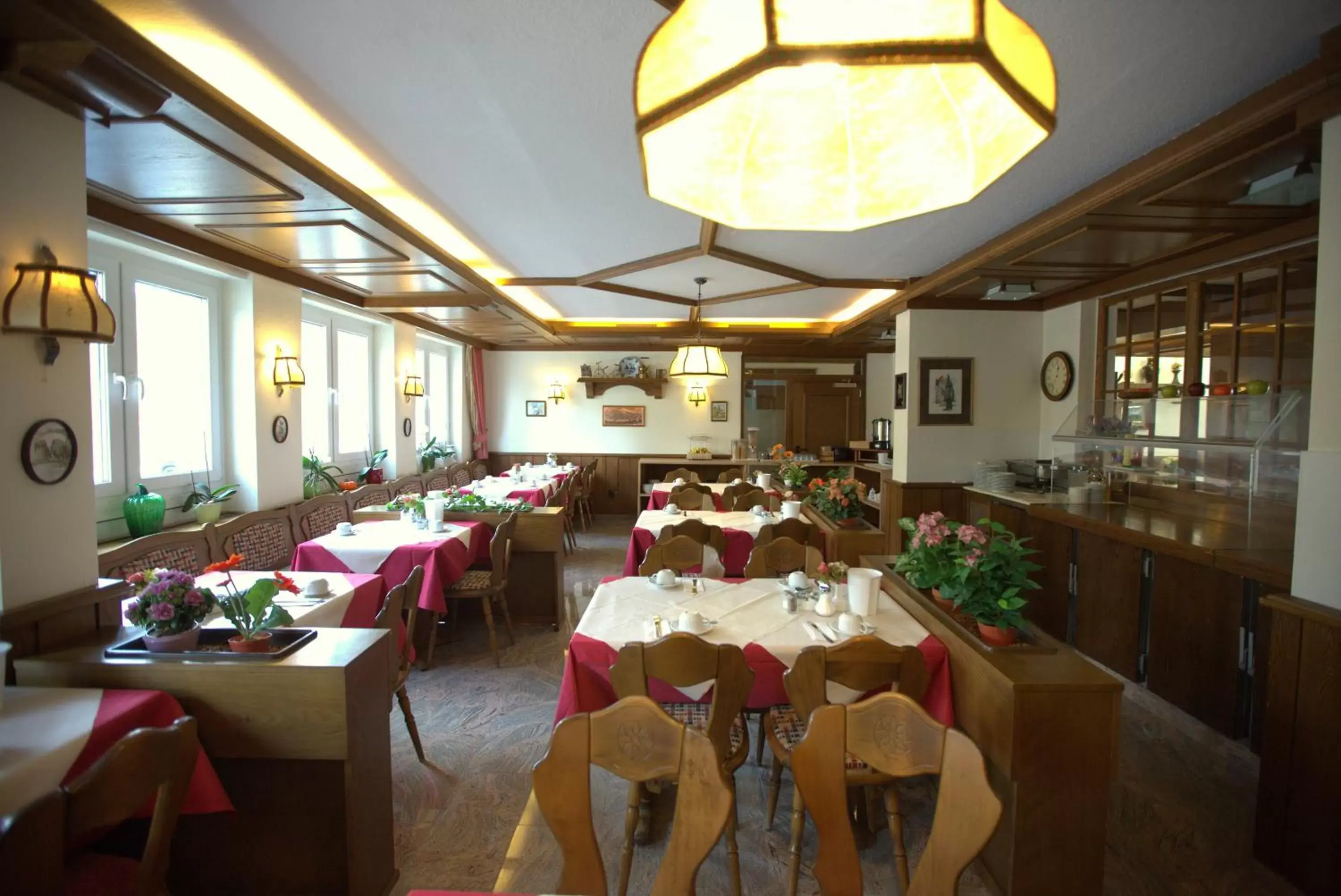 Restaurant/places to eat in Airport Hotel Walldorf Restaurant/places to eat in Airport Hotel Walldorf