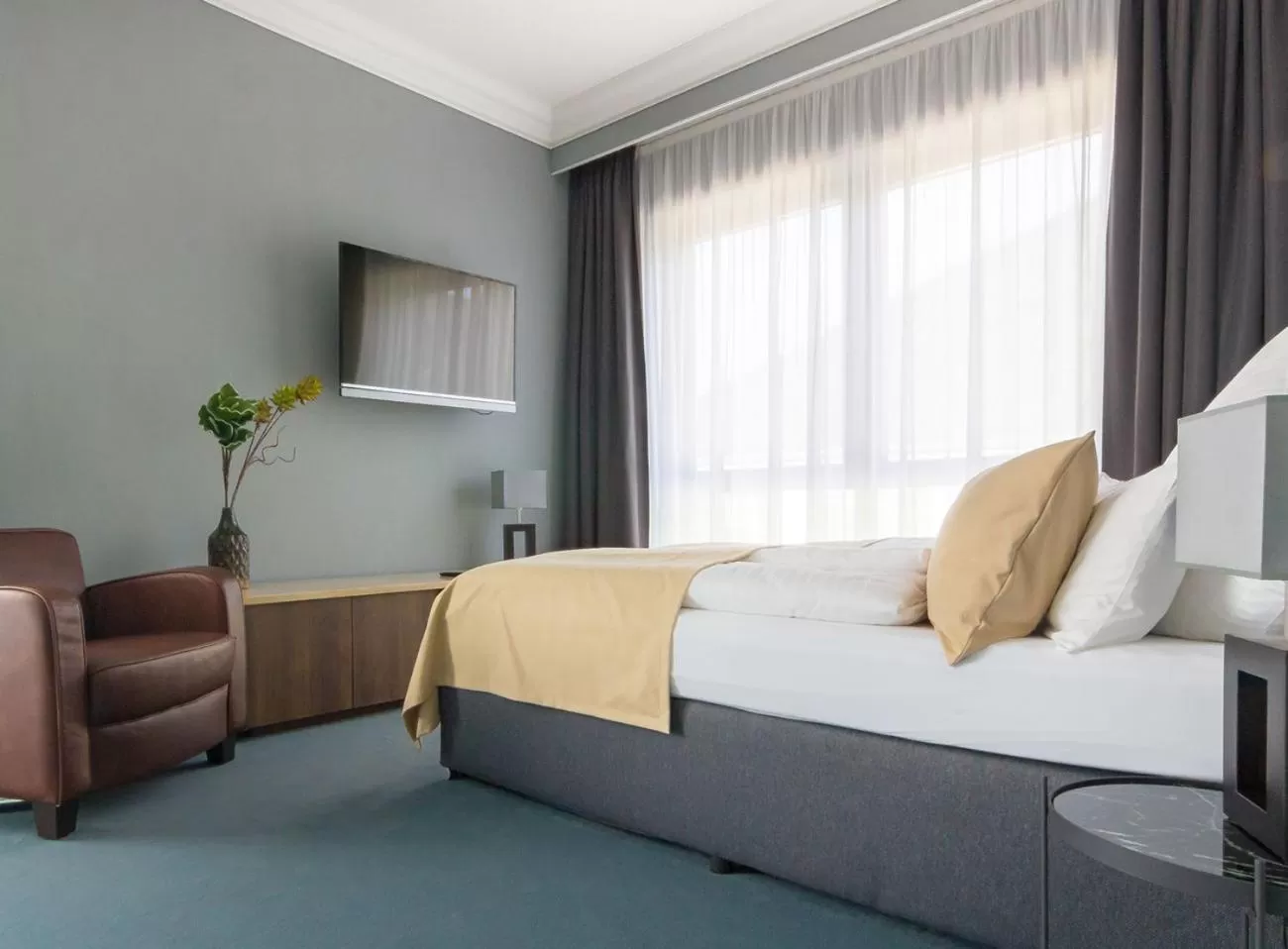 Photo of the whole room, Bed in anders Kontorhaus Hotel