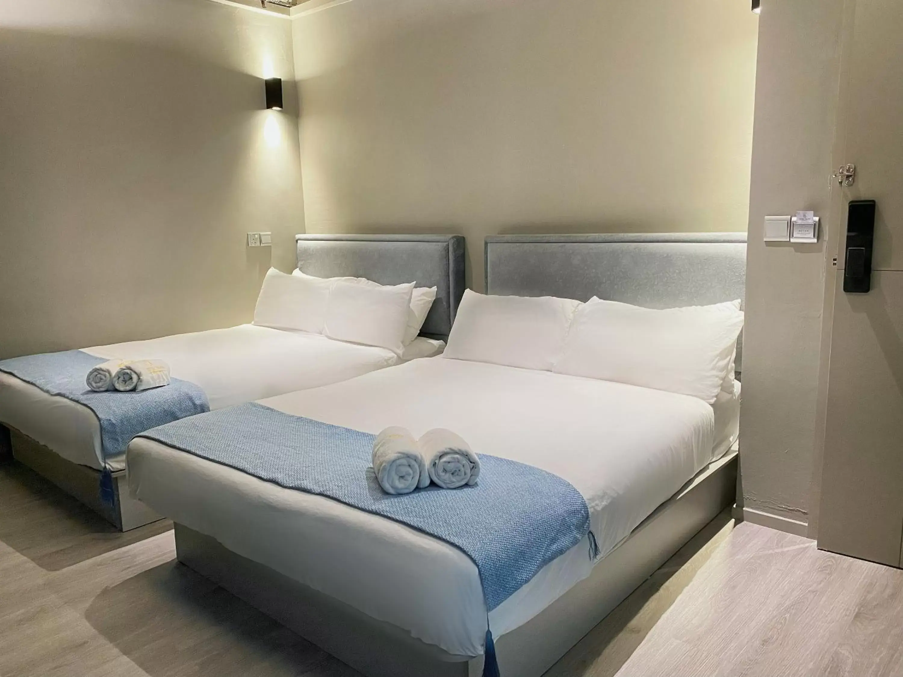 Bed in Hotel Calmo Bugis