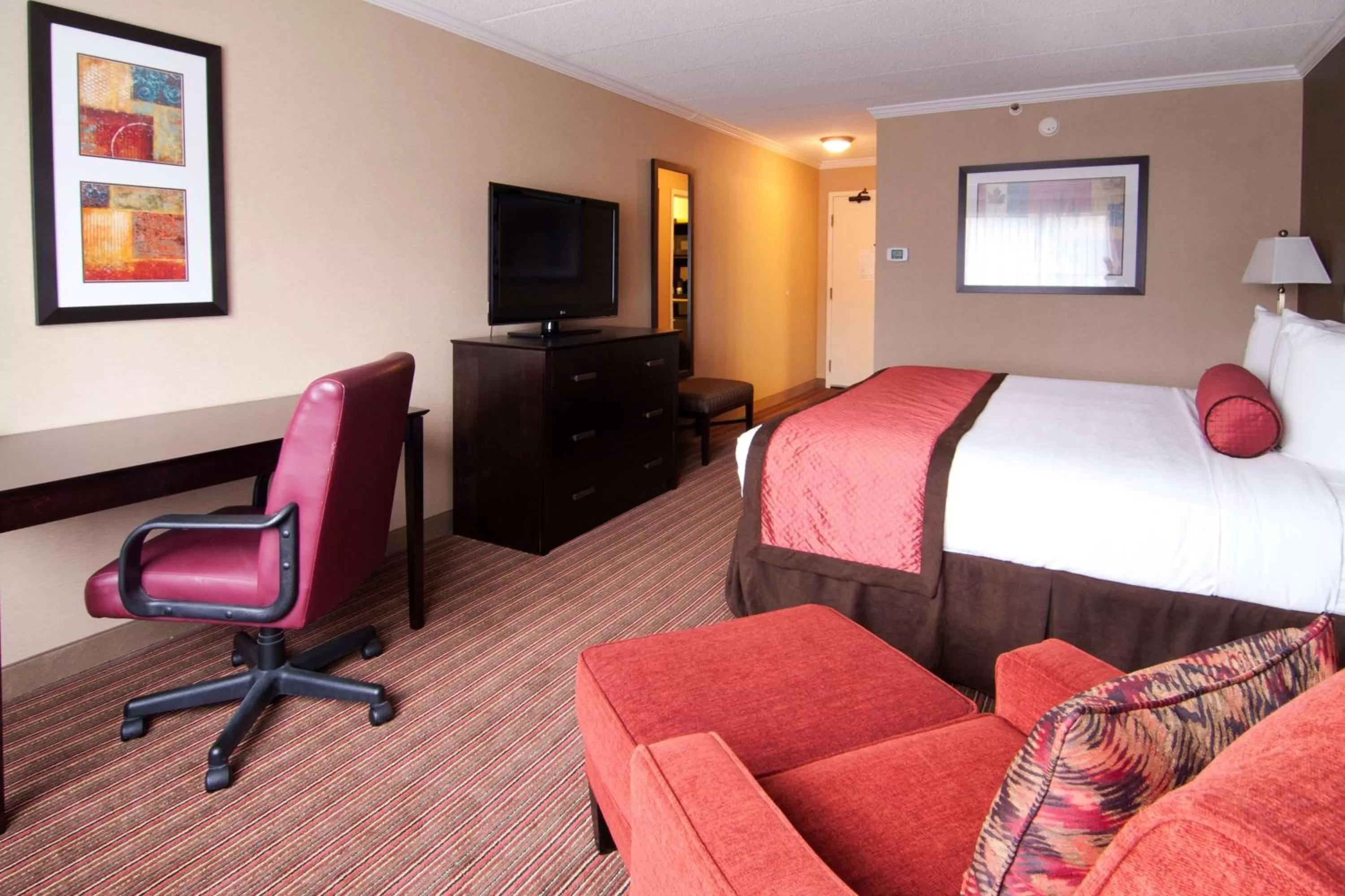 King Suite with Roll-In Shower - Disability Access in Best Western Premier Nicollet Inn
