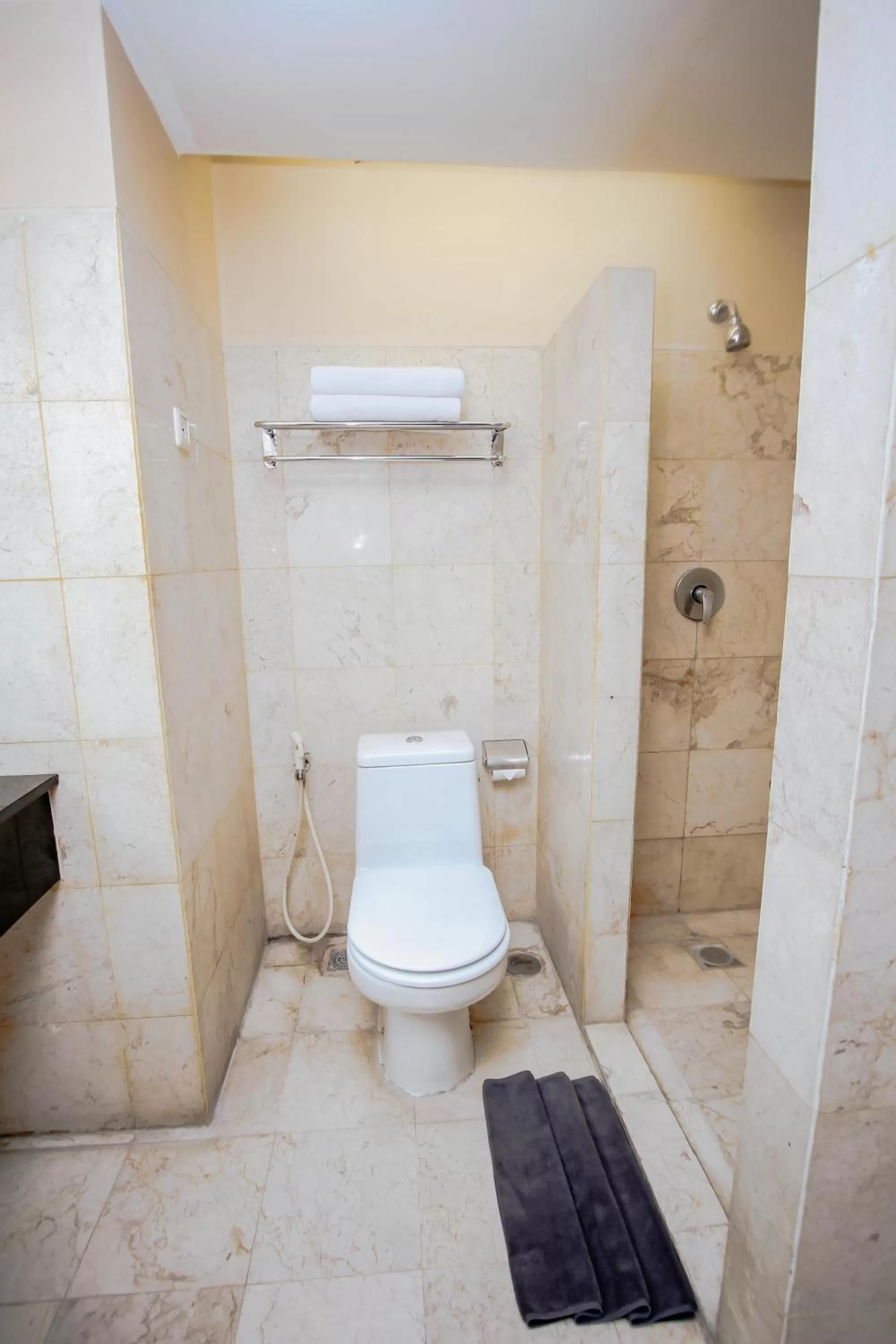 Bathroom in Grand Dafam Braga Bandung