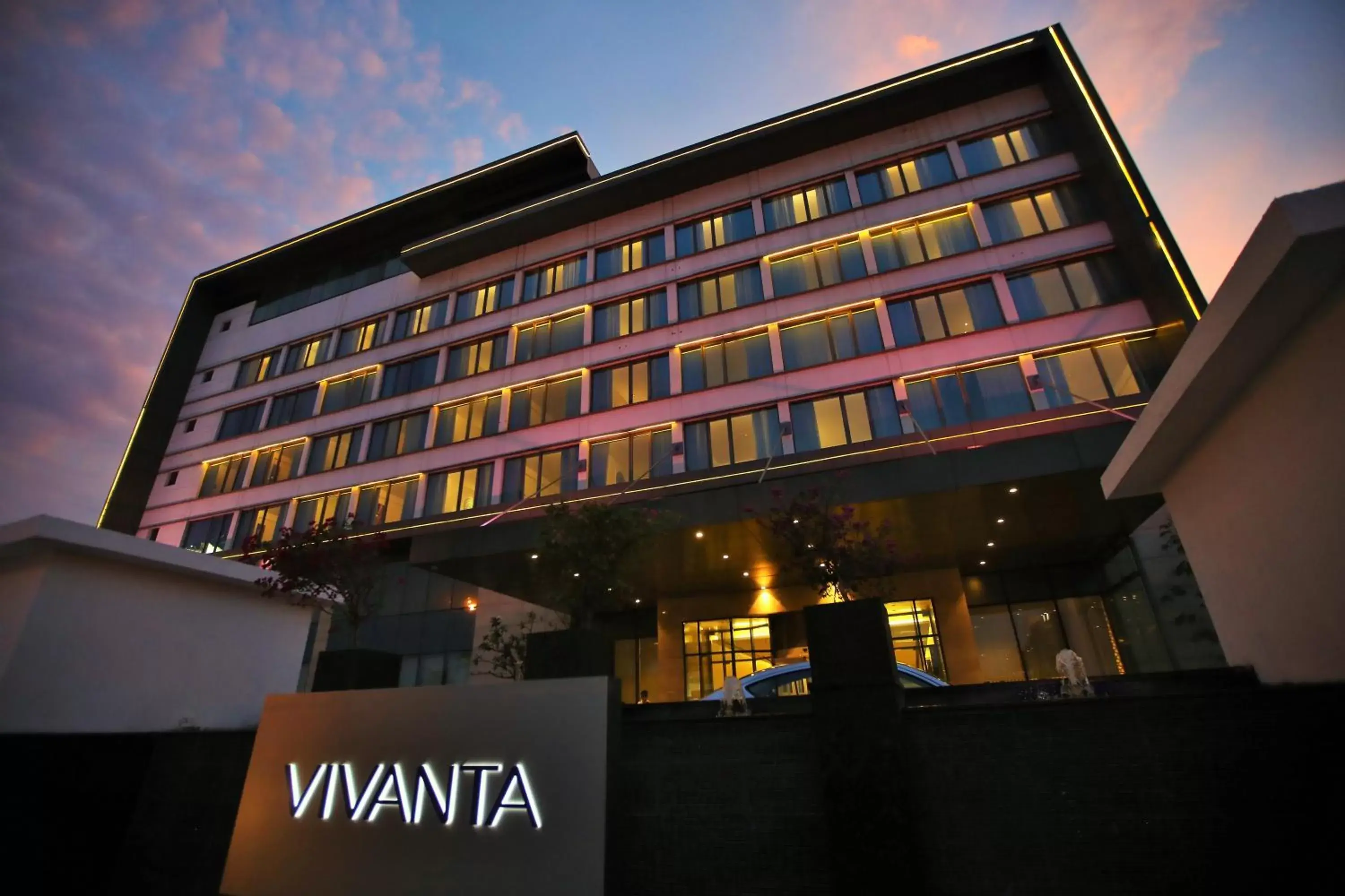 Property Building in Vivanta Chennai IT Expressway OMR