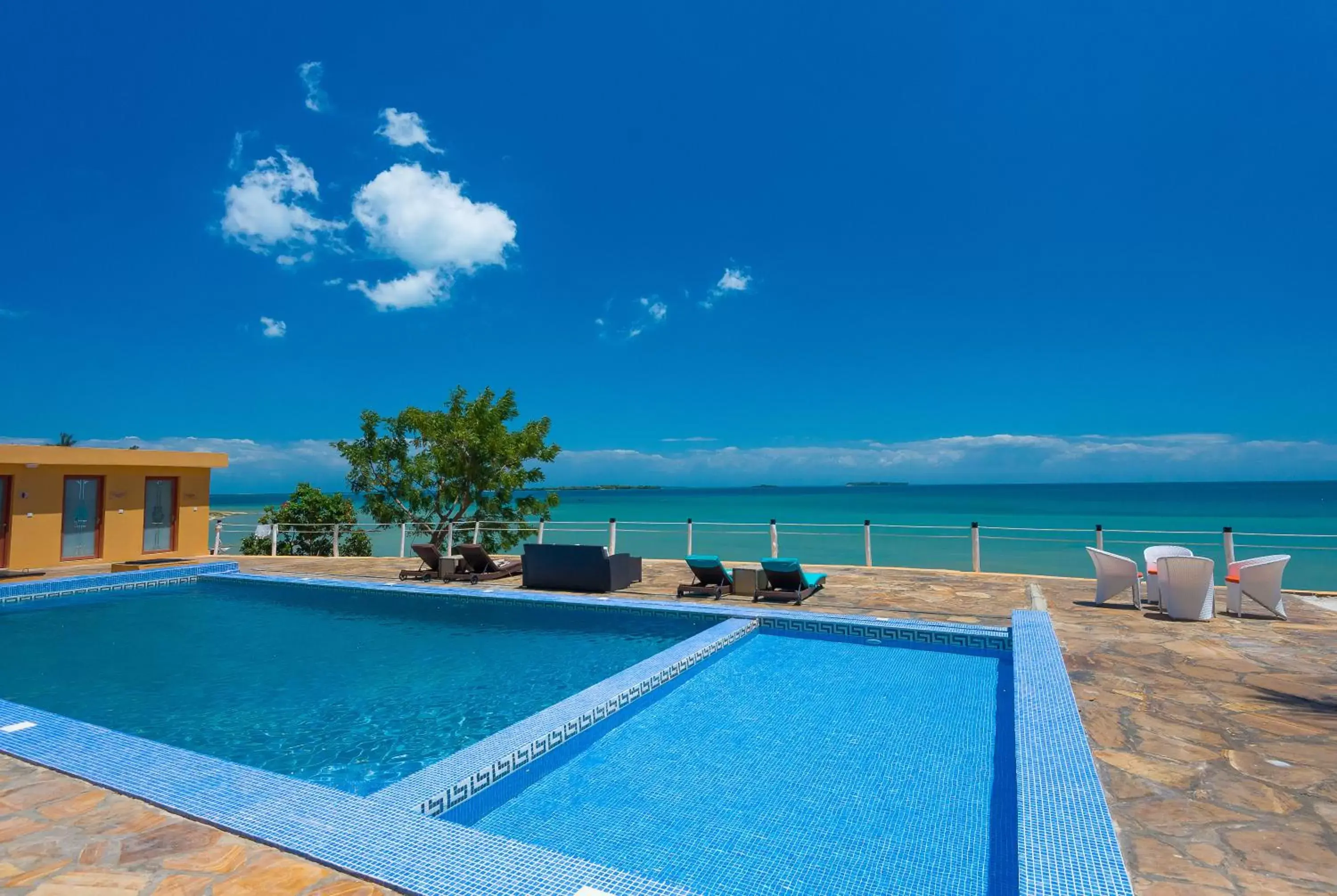 Swimming Pool in Golden Tulip Zanzibar Resort