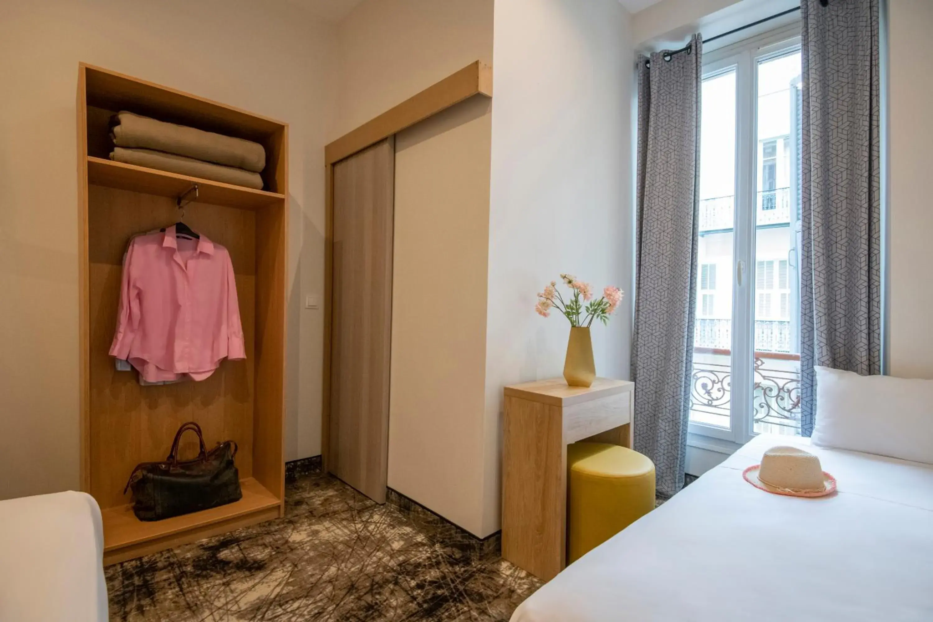 Bedroom in Hotel D'Ostende
