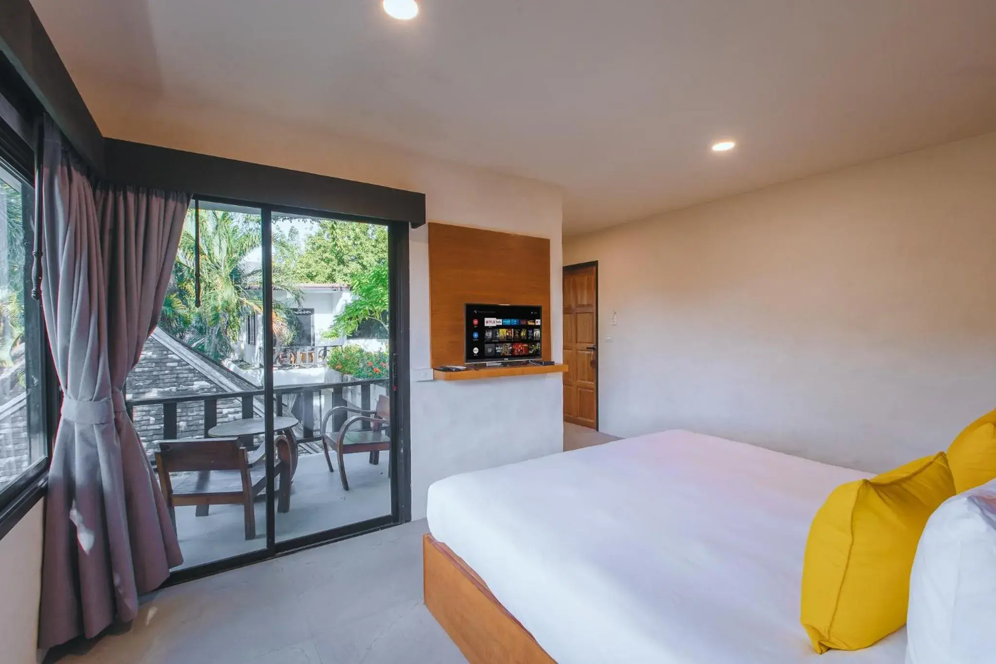 Balcony/Terrace, Bed in Punnpreeda Beach Resort - SHA Plus Certified