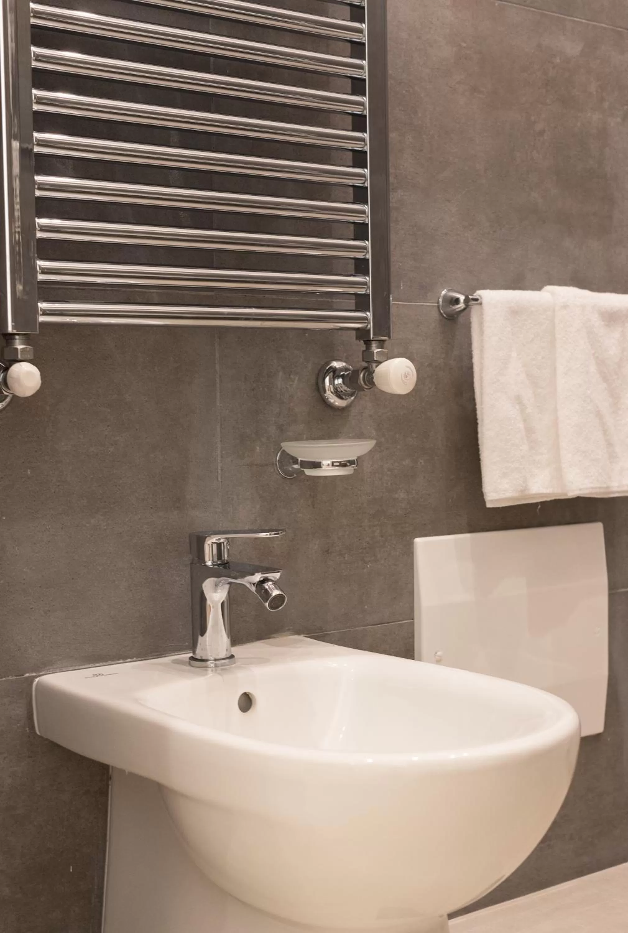 Bathroom in Toledo in