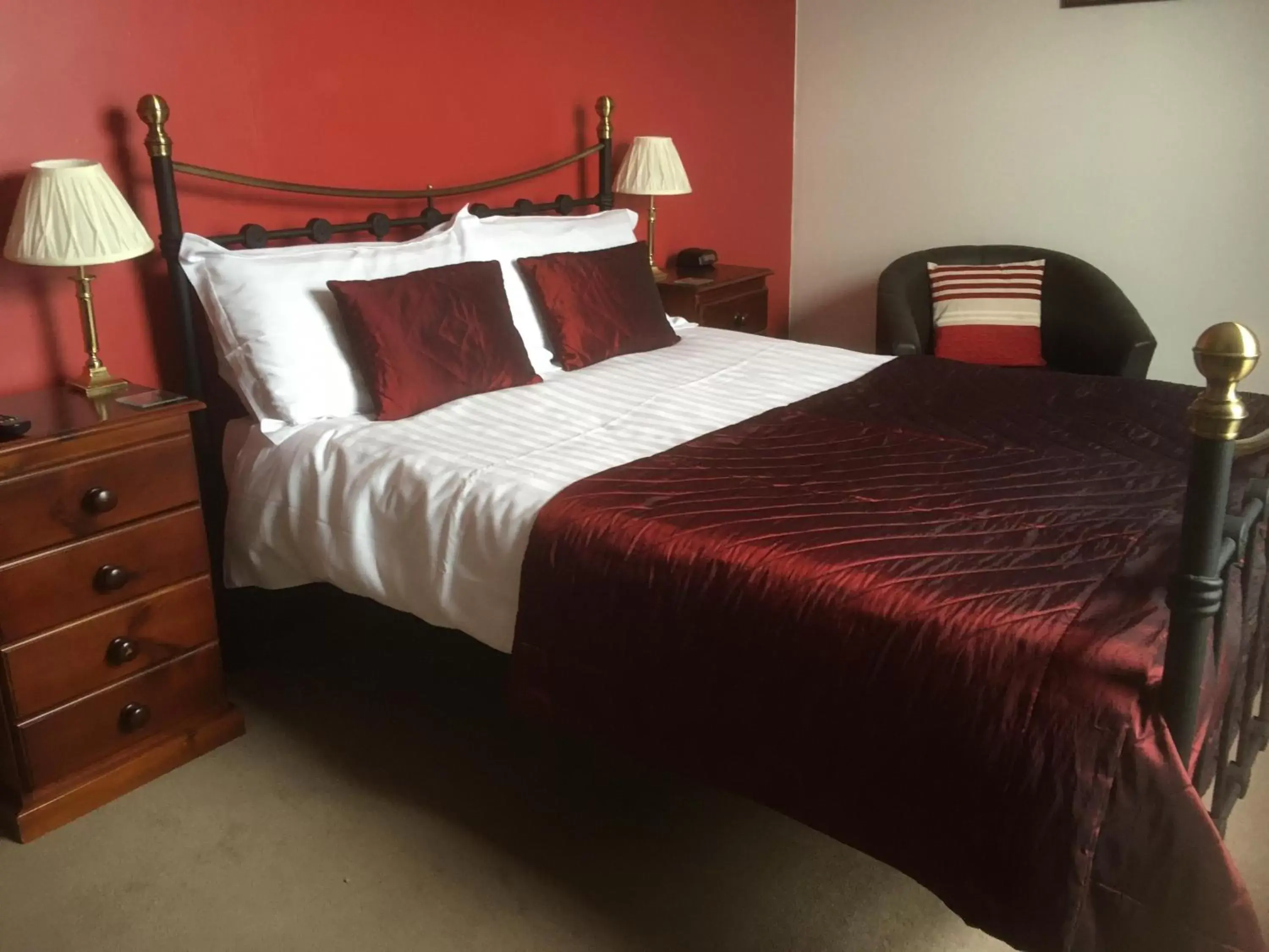 Bedroom in Grove House Guest House