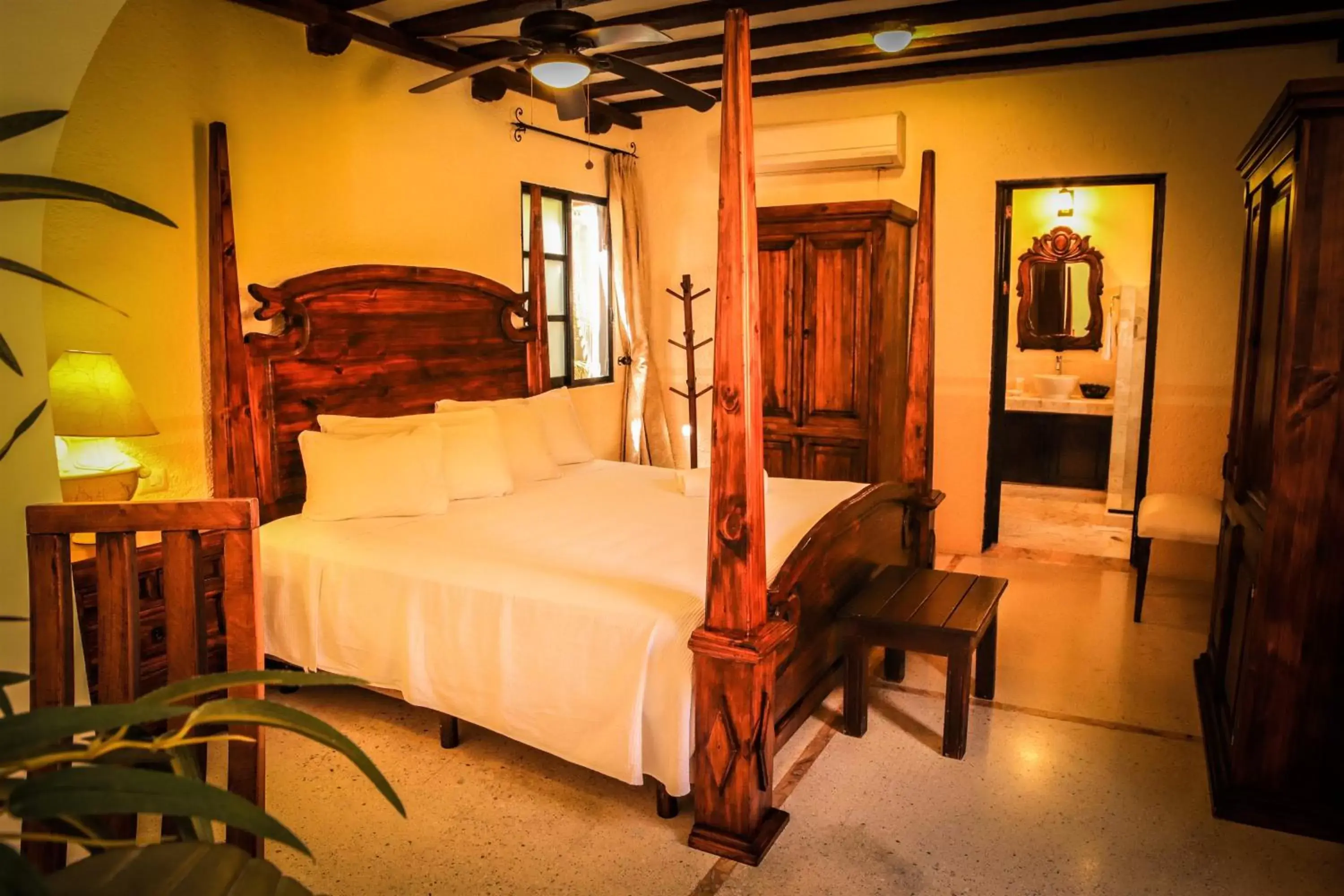 Photo of the whole room, Bed in Casa Tia Micha