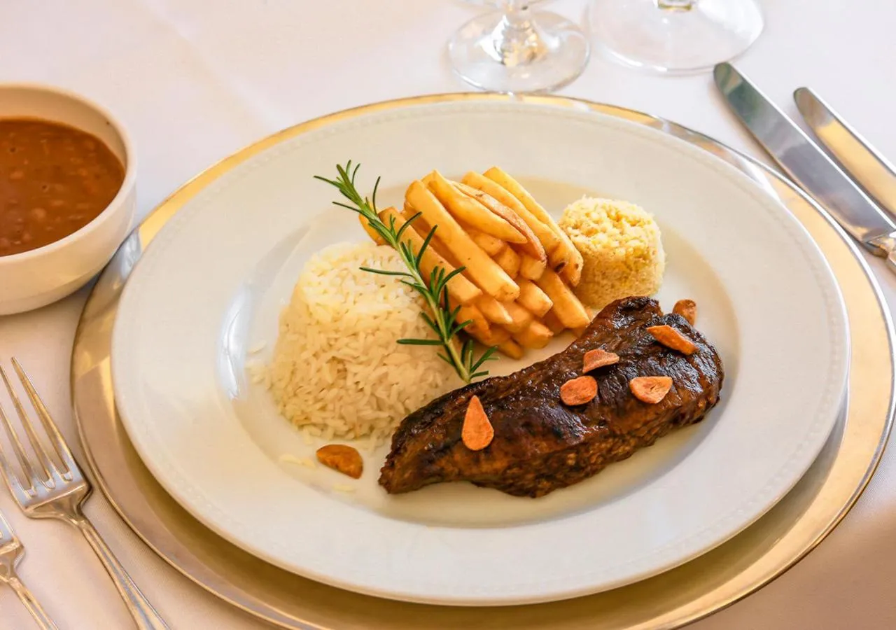 Meals in Gran Estanplaza Berrini