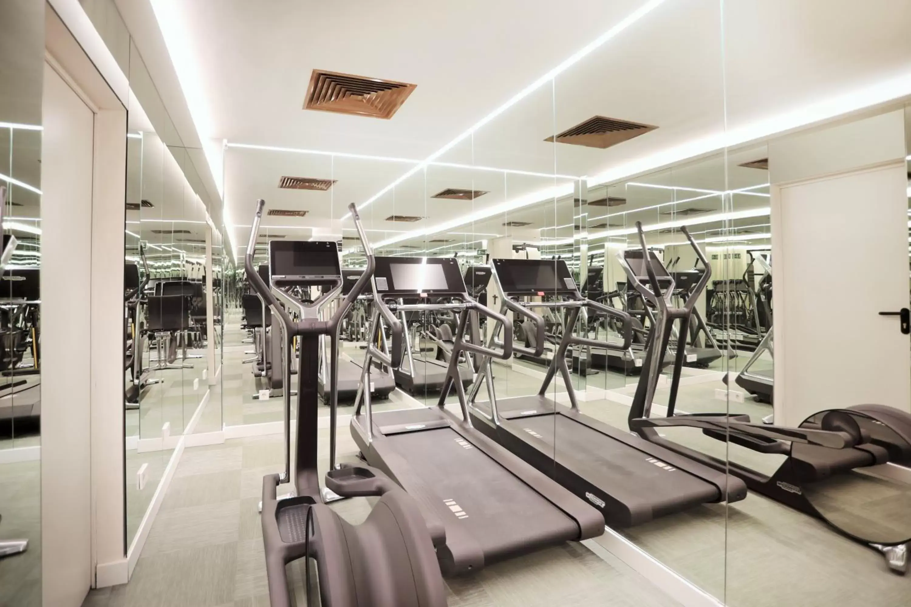 Fitness centre/facilities, Fitness Center/Facilities in Iberostar Selection Paseo de Gracia 4 Sup