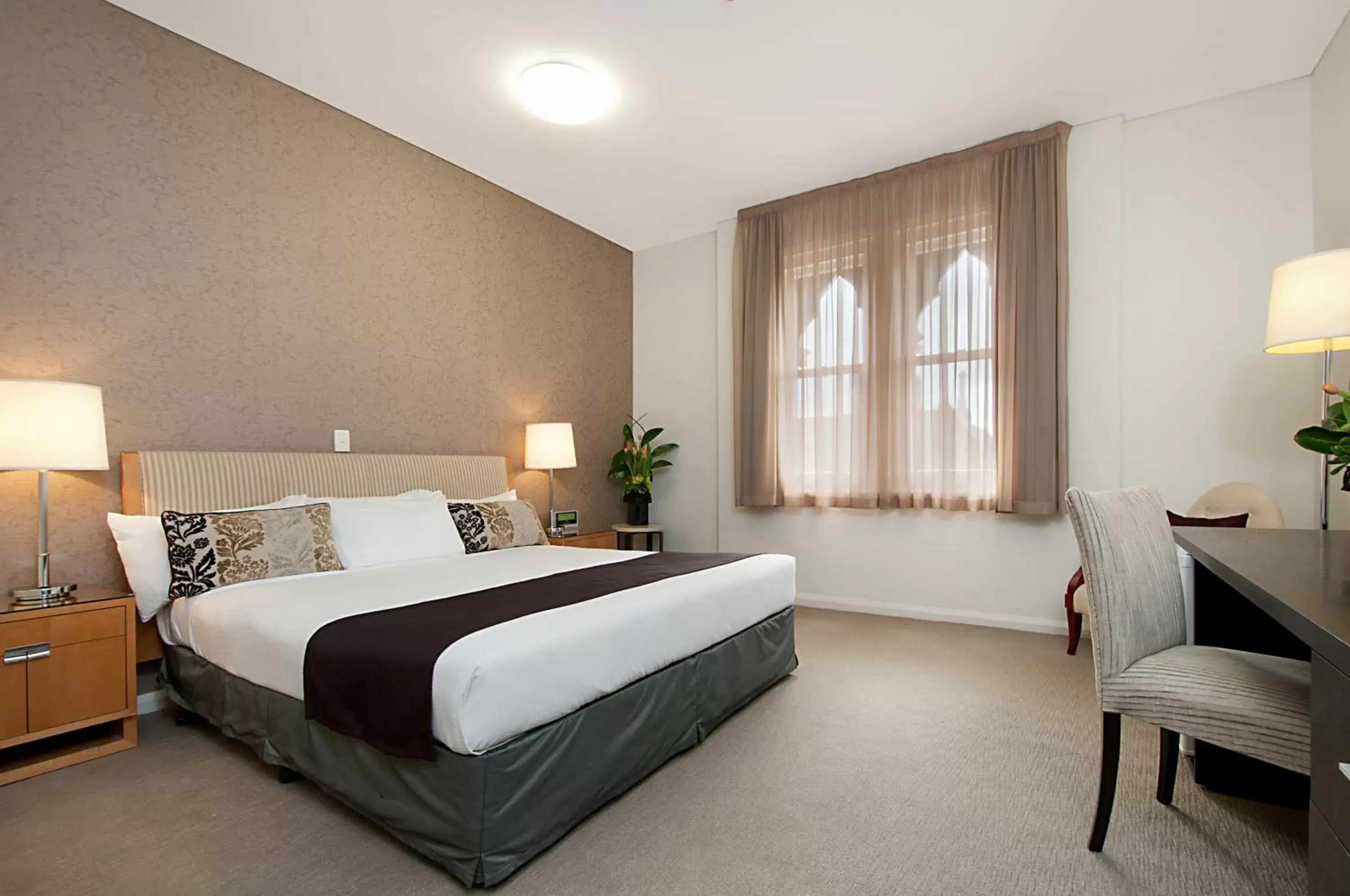 Photo of the whole room, Bed in Adabco Boutique Hotel Adelaide