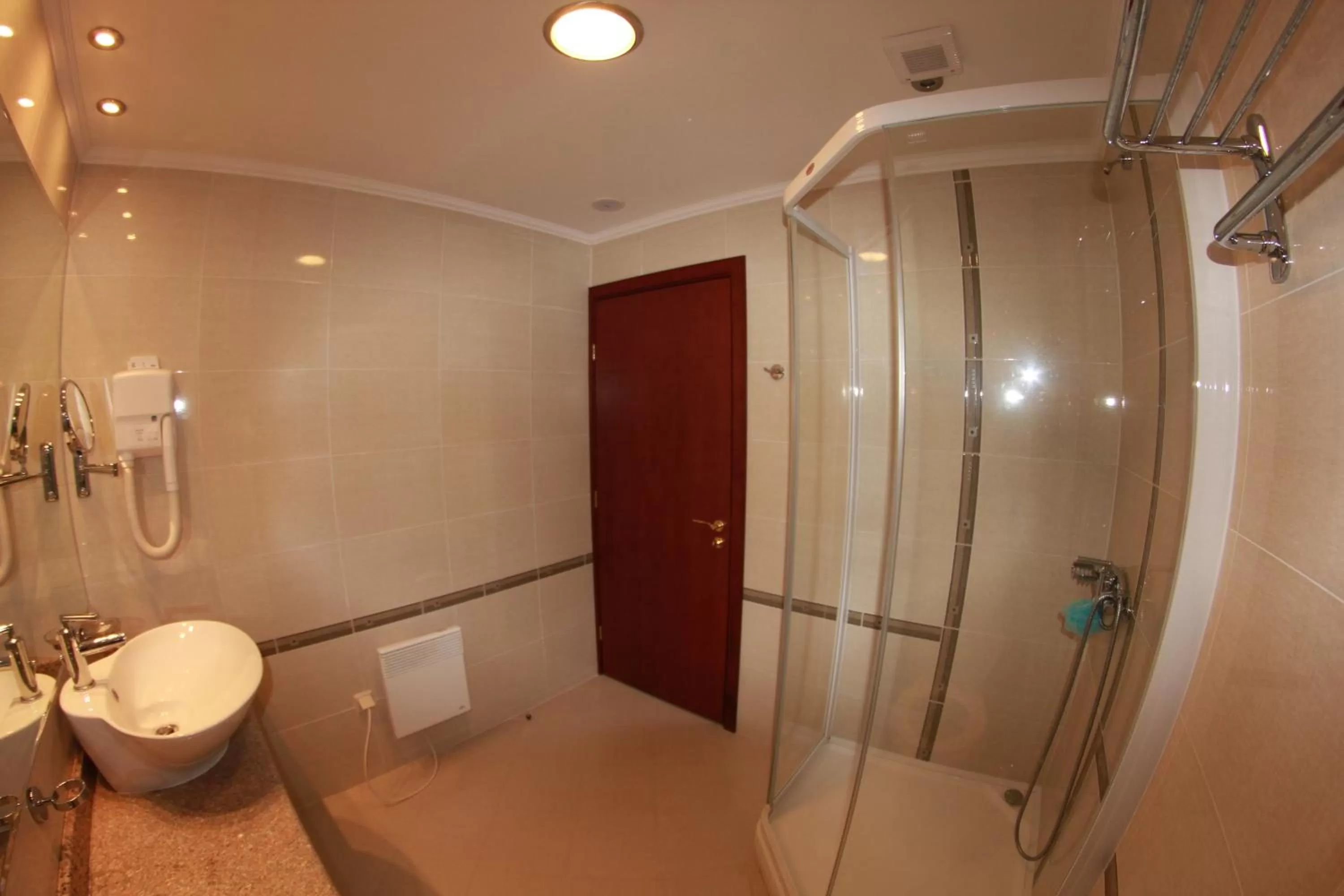 Bathroom in Downtown Bansko Resort